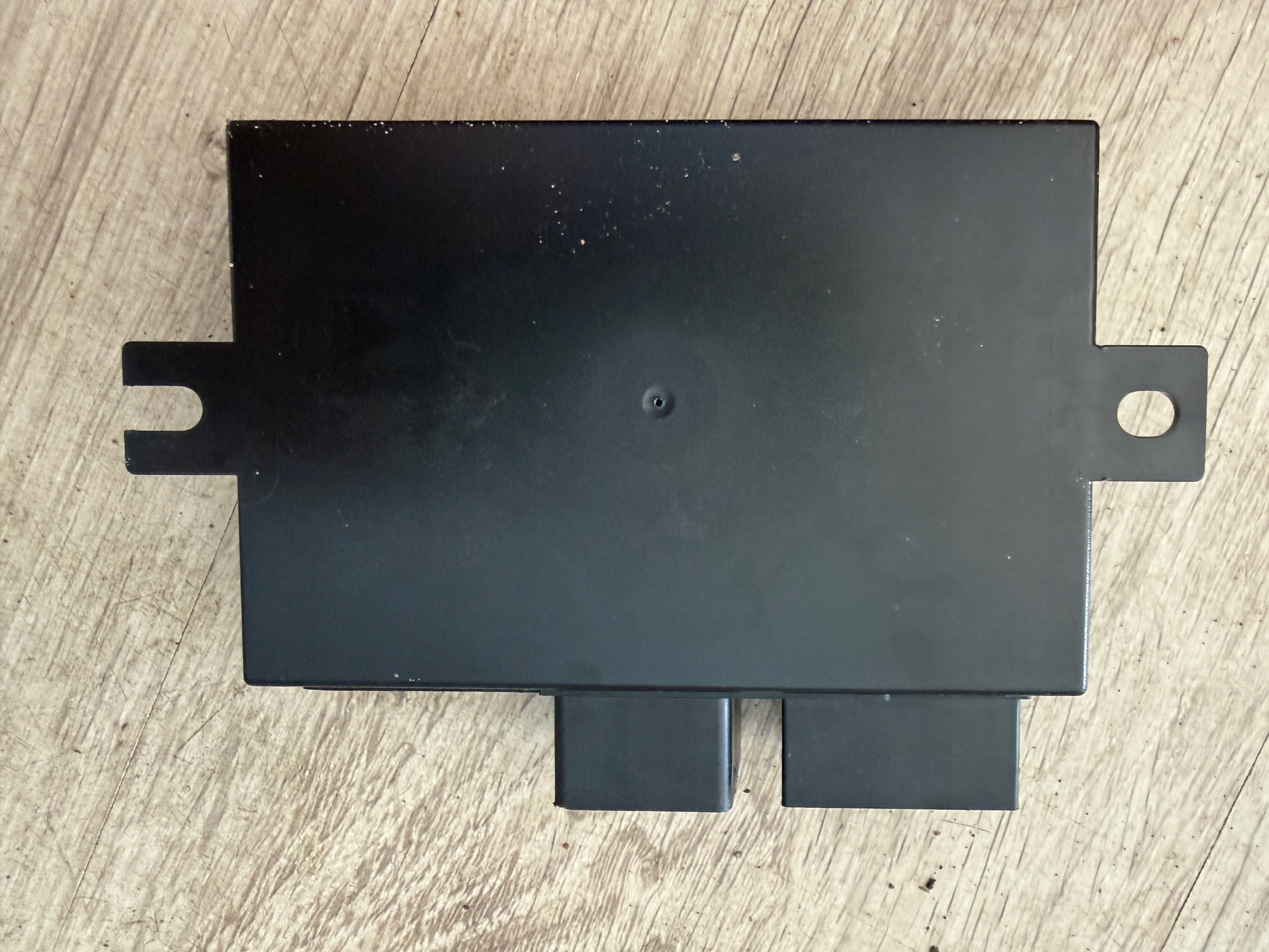 VW T6 MULTIVAN TRANSPORTER CADDY III MODULE ATTELAGE 1K0907383H image 4