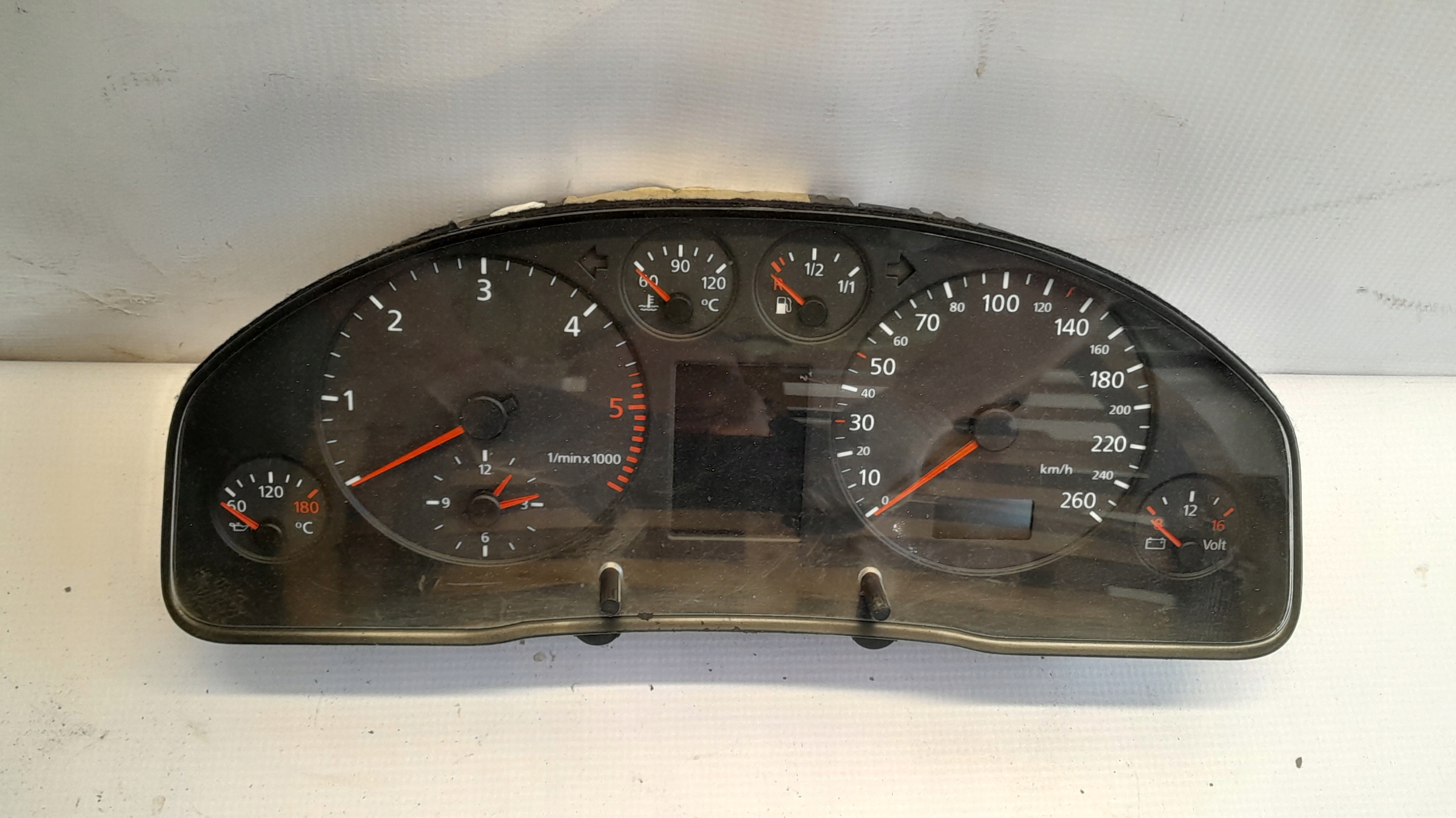 AUDI A4 B5 2.5 TDI Compteur FIS 8D0919880M image 2