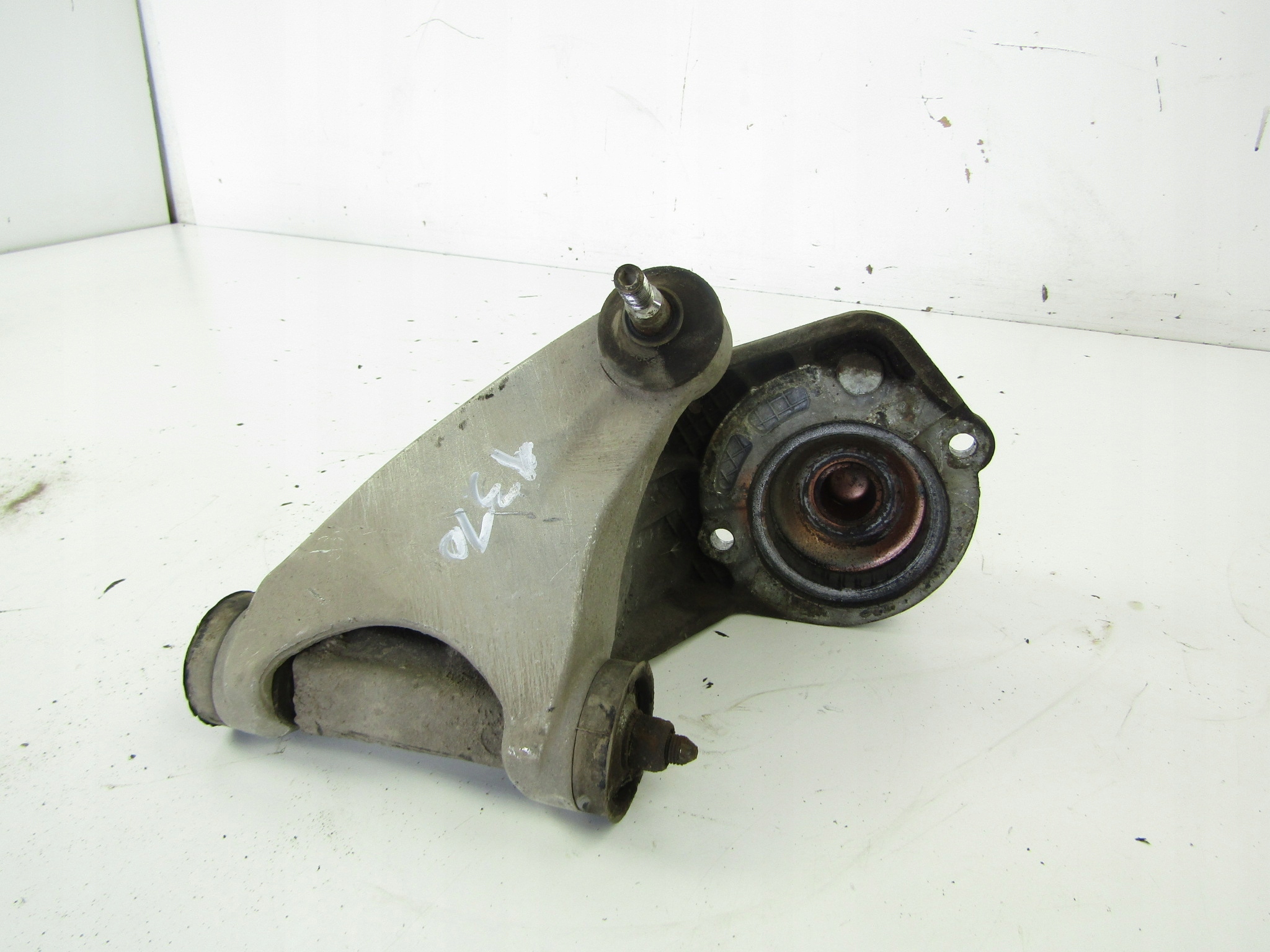 Fixation bras oscillant Alfa Romeo 156 51764252 image 4