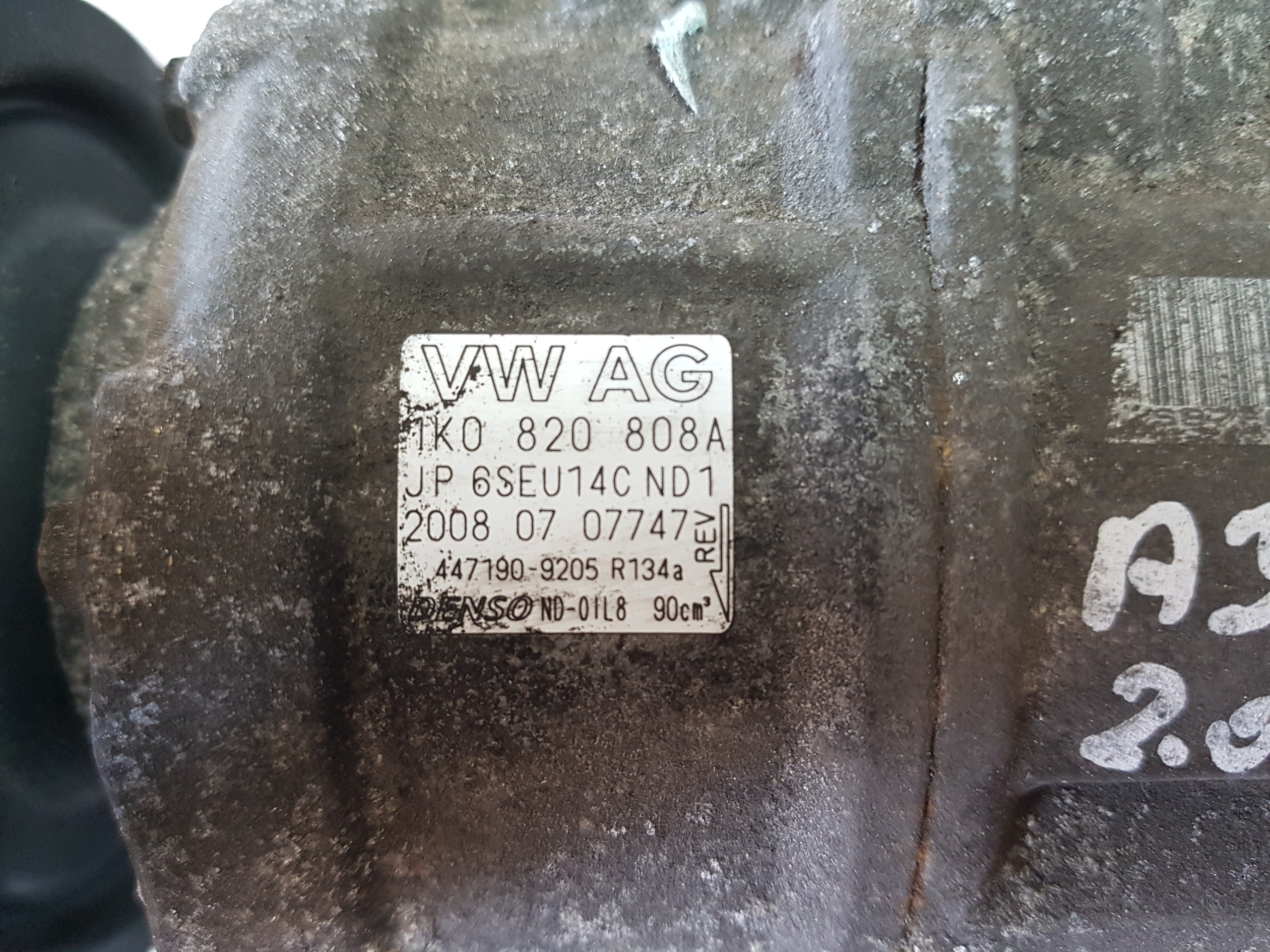 Ilmastointikompressori Skoda Octavia II 2.0 TFSI 1K0820808A