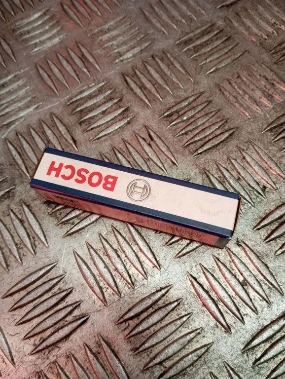 Glow Plug VW Golf III Variant 1.9 TDI 81kW 1996 OEM 0250201032