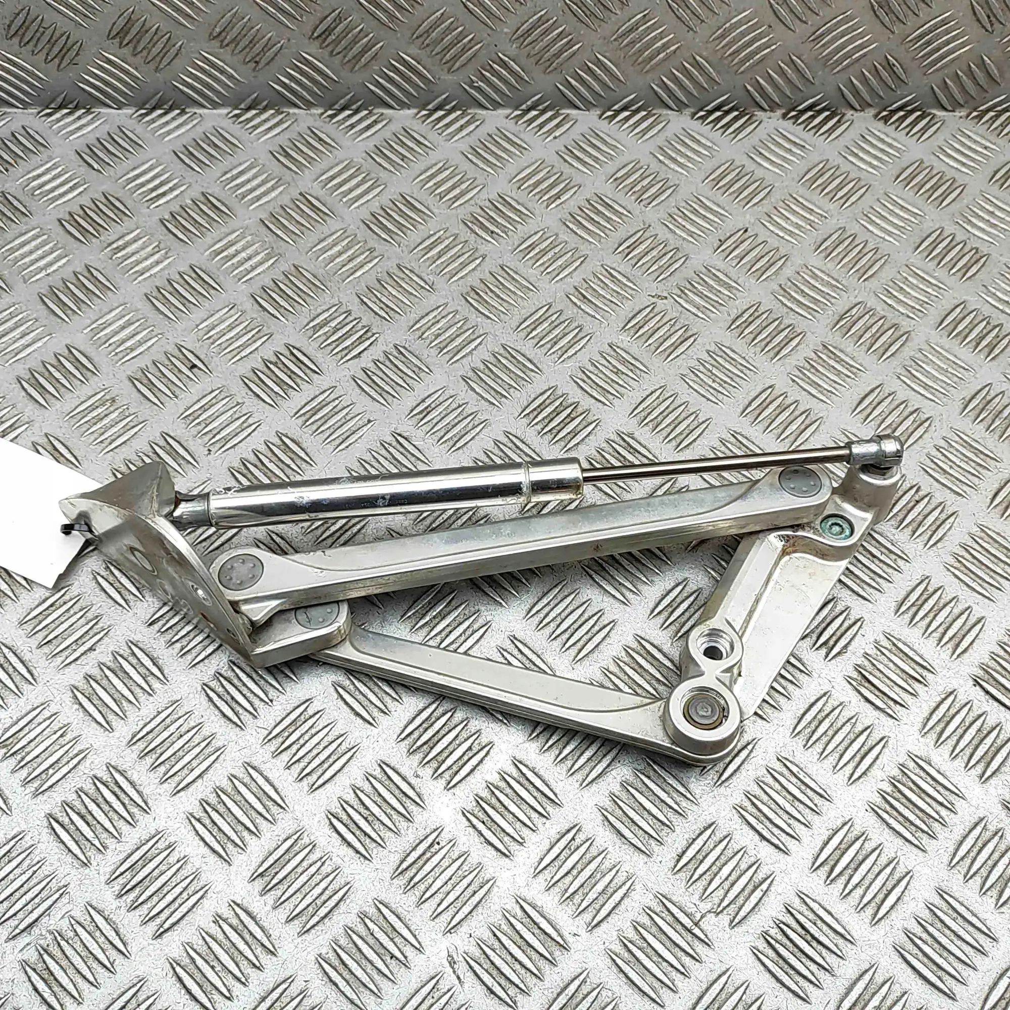 Rechter Kofferraumklappen-Stellantrieb VW Phaeton (3D_) 3D5827302E 32583719 6.0L image 2