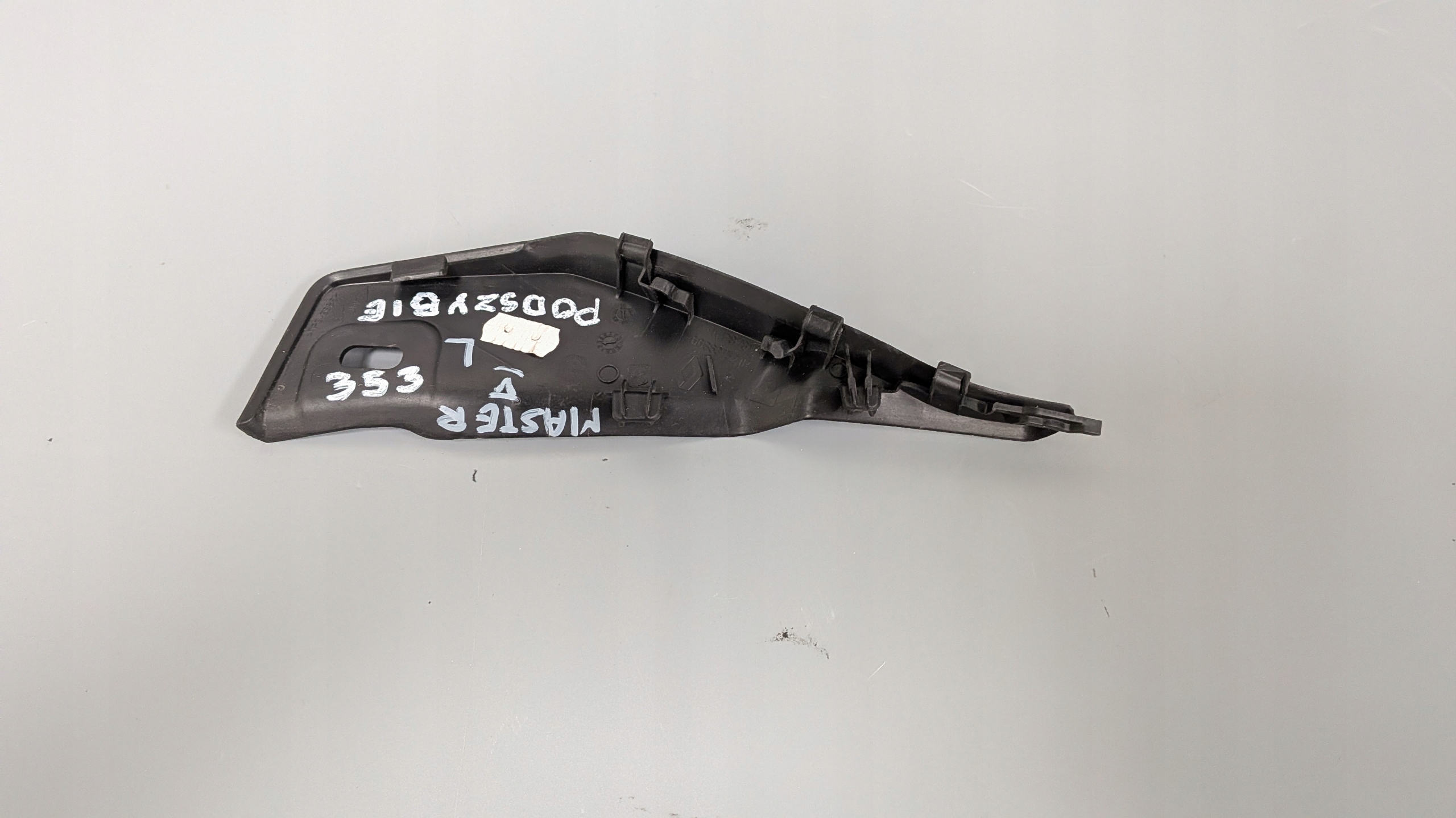 Windschutzscheibenabdeckung links Renault Master IV Lift V 668631521R