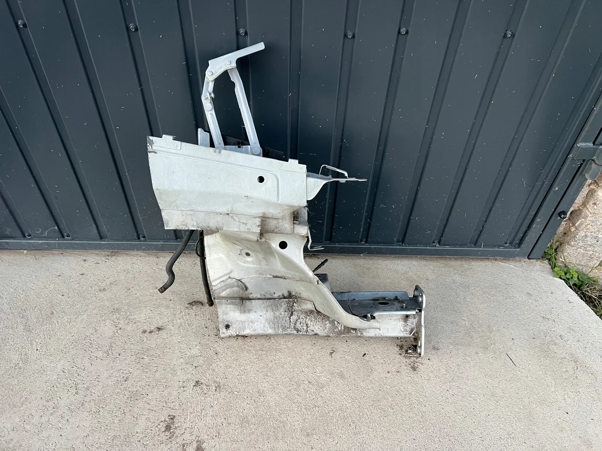 VW Touran 1T3 10-15 Seitenwand rechts