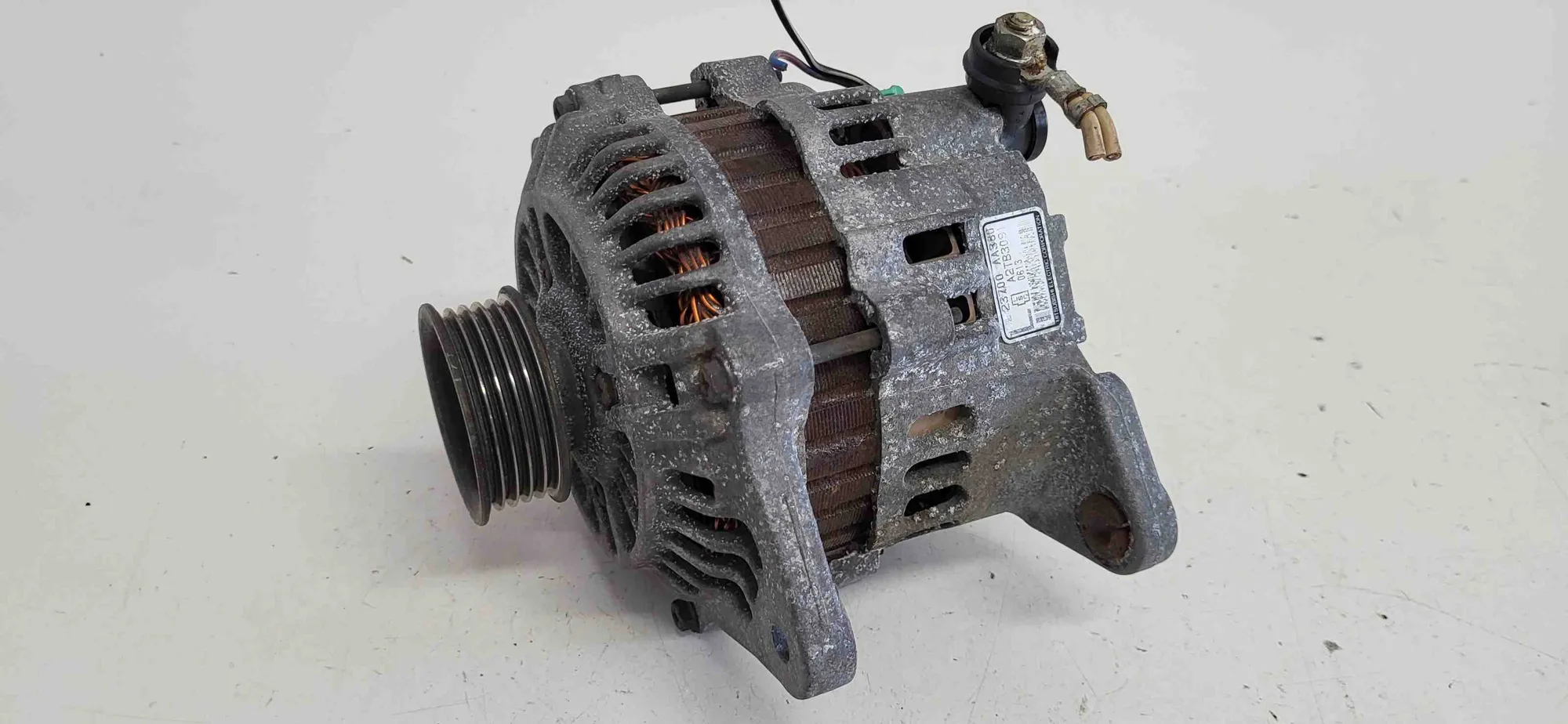 Alternateur SUBARU FORESTER (SF_) 23700AA380 2.0L essence 92kW 2000 image 6