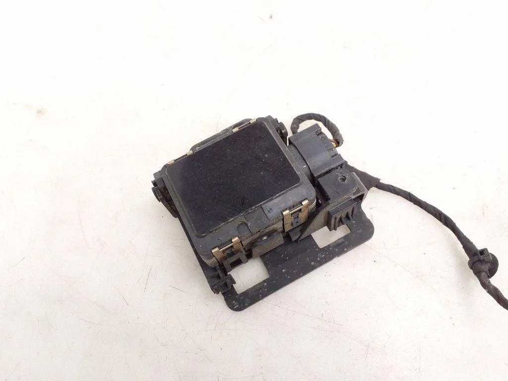 0203305218 BMW G20 G30 G01 G05 RADAR ACC SENSOR DISTRONIC image 3
