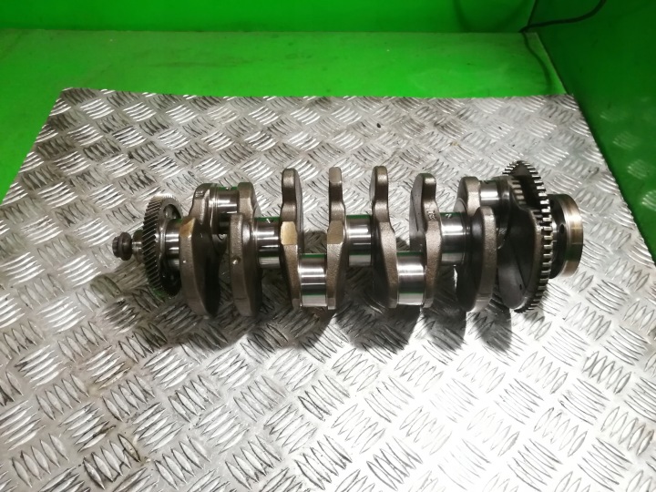 Kampiakseli 038J 2.0TDI 140KM BPW BSS AUDI A4 B7 A6 C6
