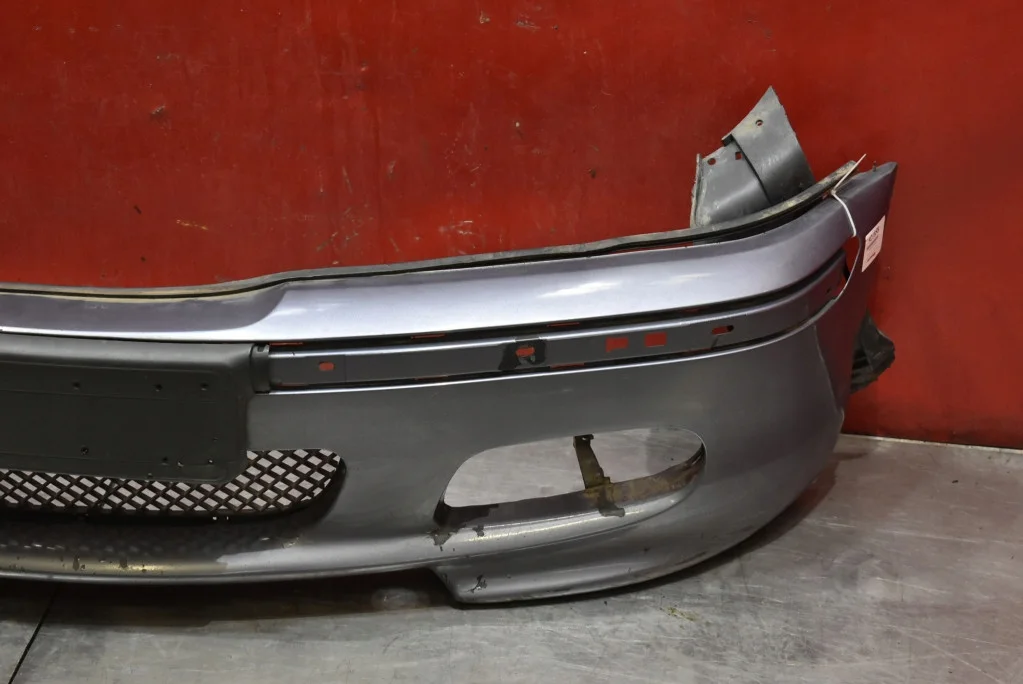 Parachoques delantero gris BMW E46 Lift image 3