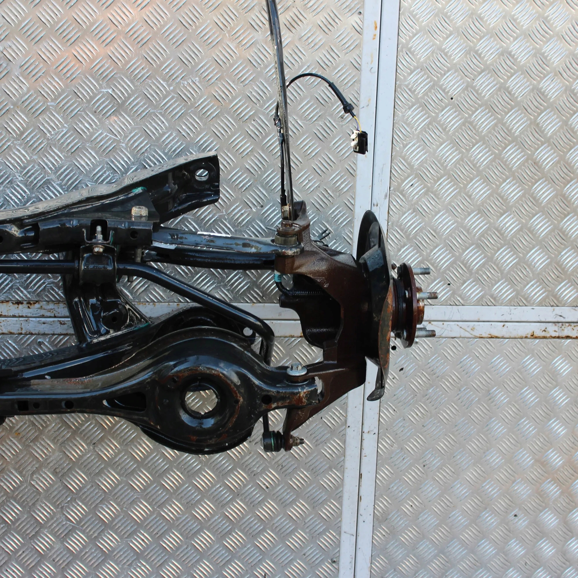Suspensión trasera Ford Escape III BV615500CA 2016 image 3