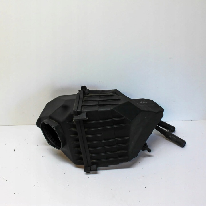 VW 3D0129620F ilmansuodattimen kotelo