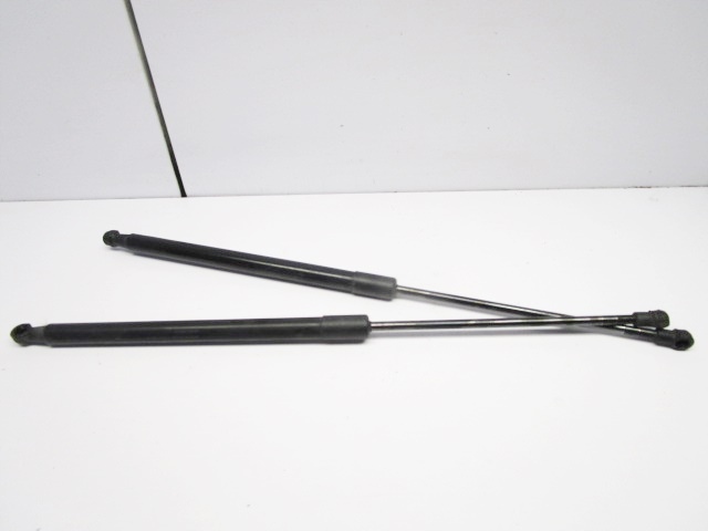 Tavaratilan luukun toimilaite NISSAN QASHQAI J10 LIFT 90450JD01C