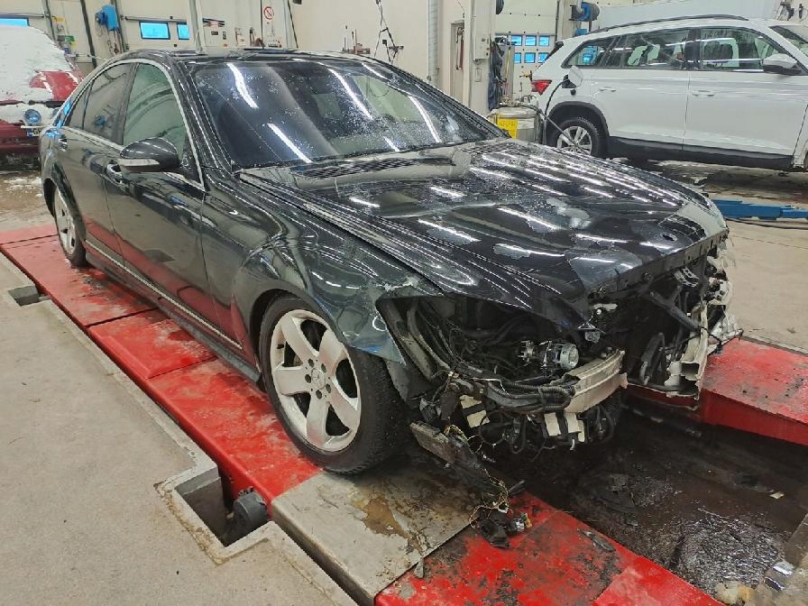Pompe à vide de frein Mercedes S-Class 2006 3.0L image 6