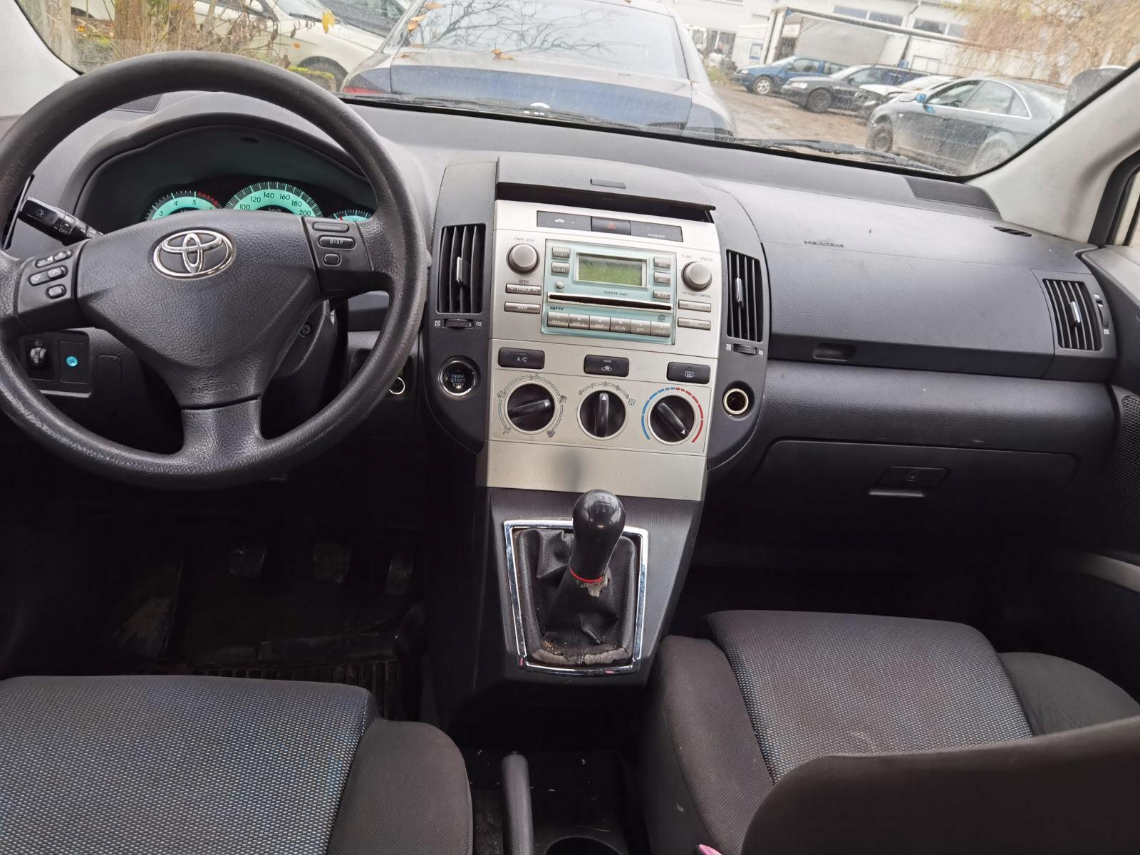 Pompe à vide Toyota Corolla Verso 2004 2.0L image 9