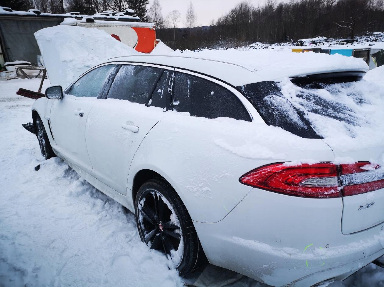 Pompe à vide Jaguar XF 2015 3.0L DX2Q2A451AB image 9
