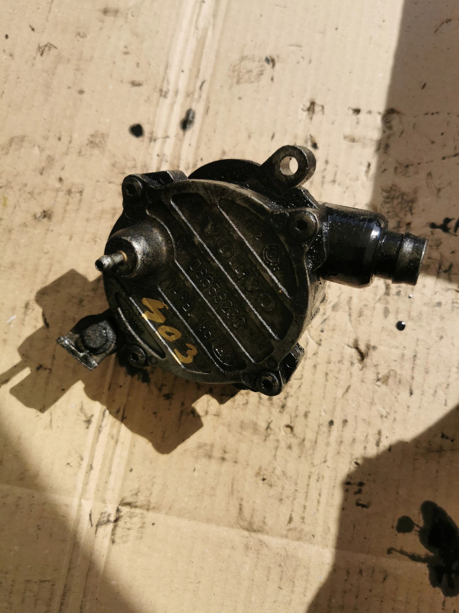 Ford Mondeo Vacuum Pump 2008 2.3L OEM 08658230