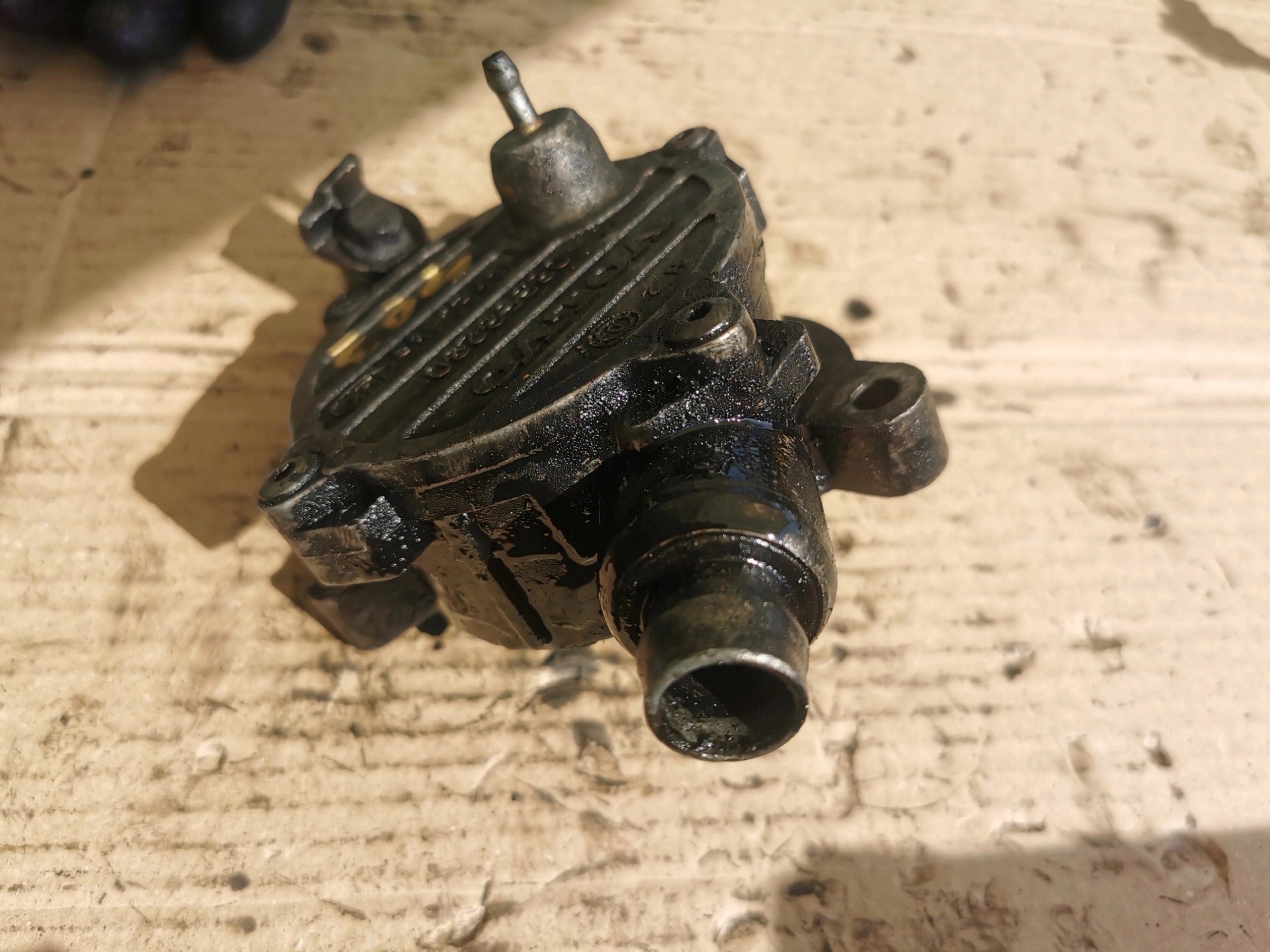 Ford Mondeo Bromsvakuumpump 2008 2.3L 08658230 image 5