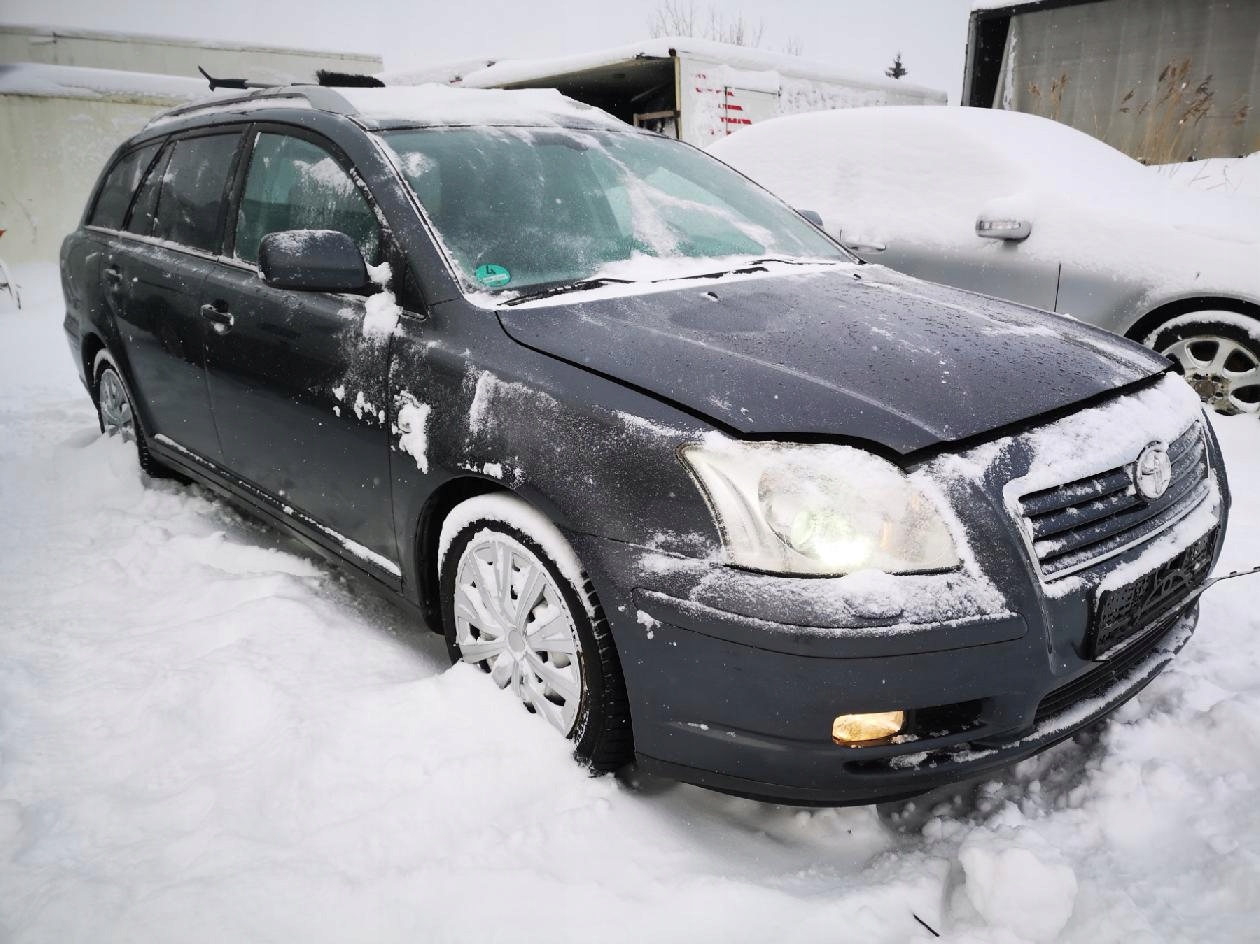 Toyota Avensis 2.2D vakumipumppu 2006 image 4
