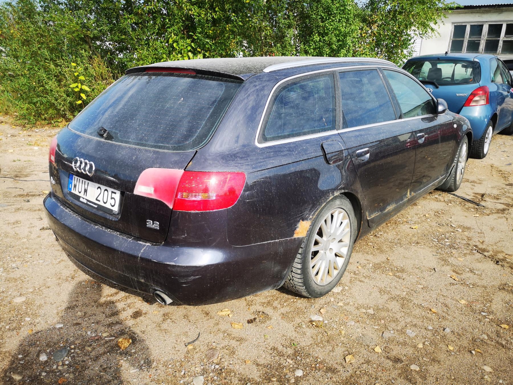 Pompe à vide de frein Audi A6 3.2L 2005 image 7