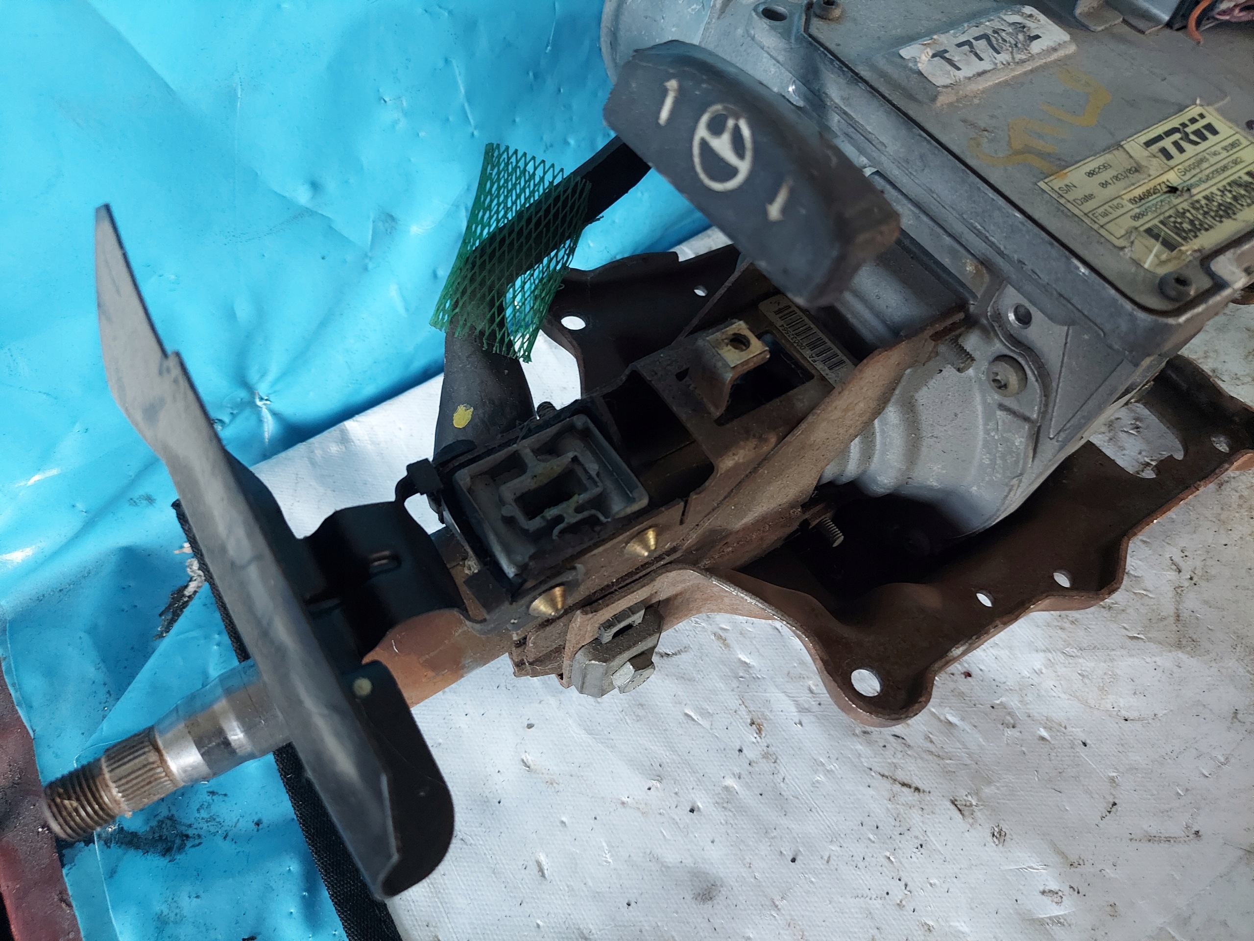 Columna de dirección eléctrica FIAT STILO 00046826731 image 7