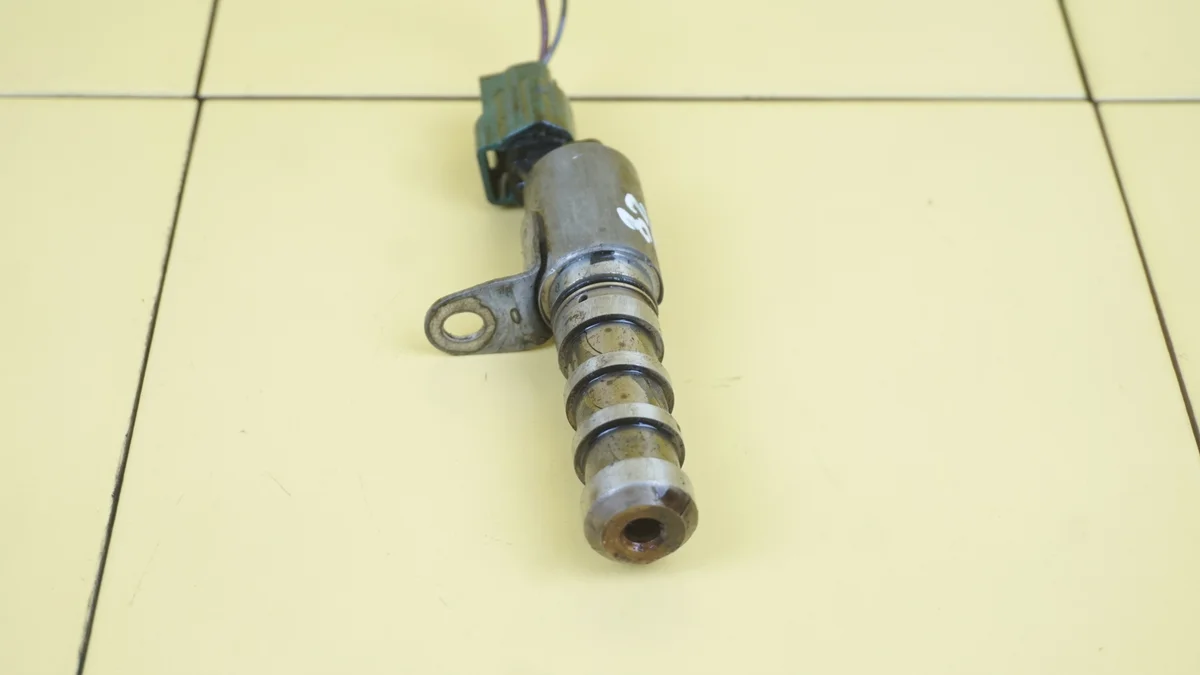 Qashqai Pulsar 1.2 DIG-T Nockenwellensensor image 3
