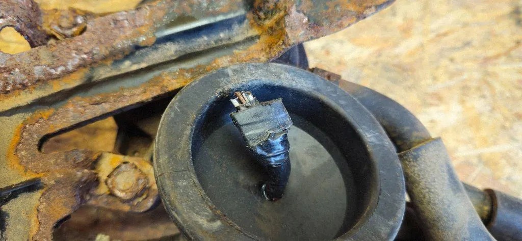 Kraftstofffilter Lexus IS II 220D-250-350 2393026010 image 10