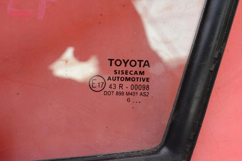 Vänster framruta Toyota C-HR 1 16-20
