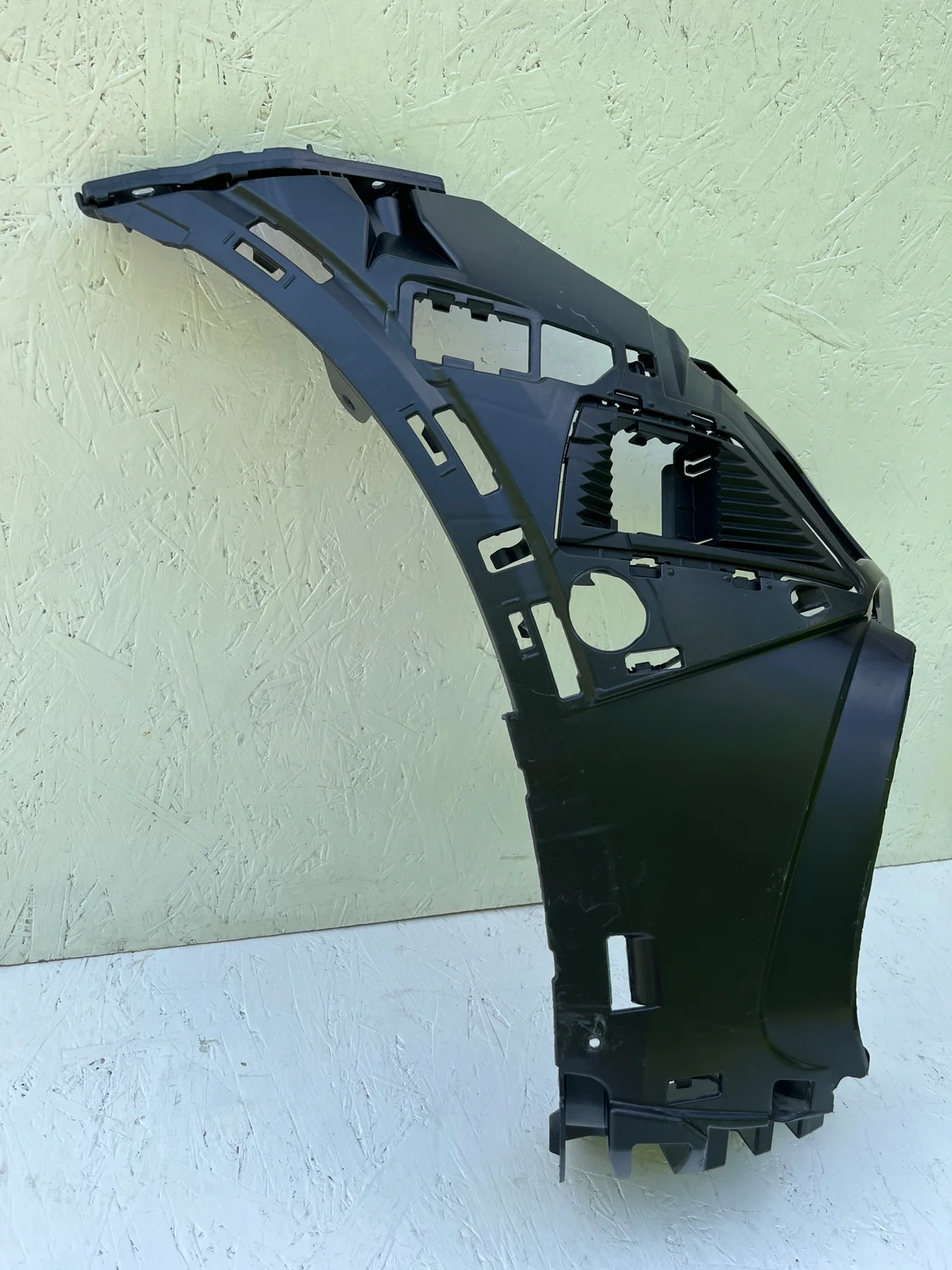 Mercedes GLC Gleitstück Stoßfänger Rechts Vorne A2548850601 image 3
