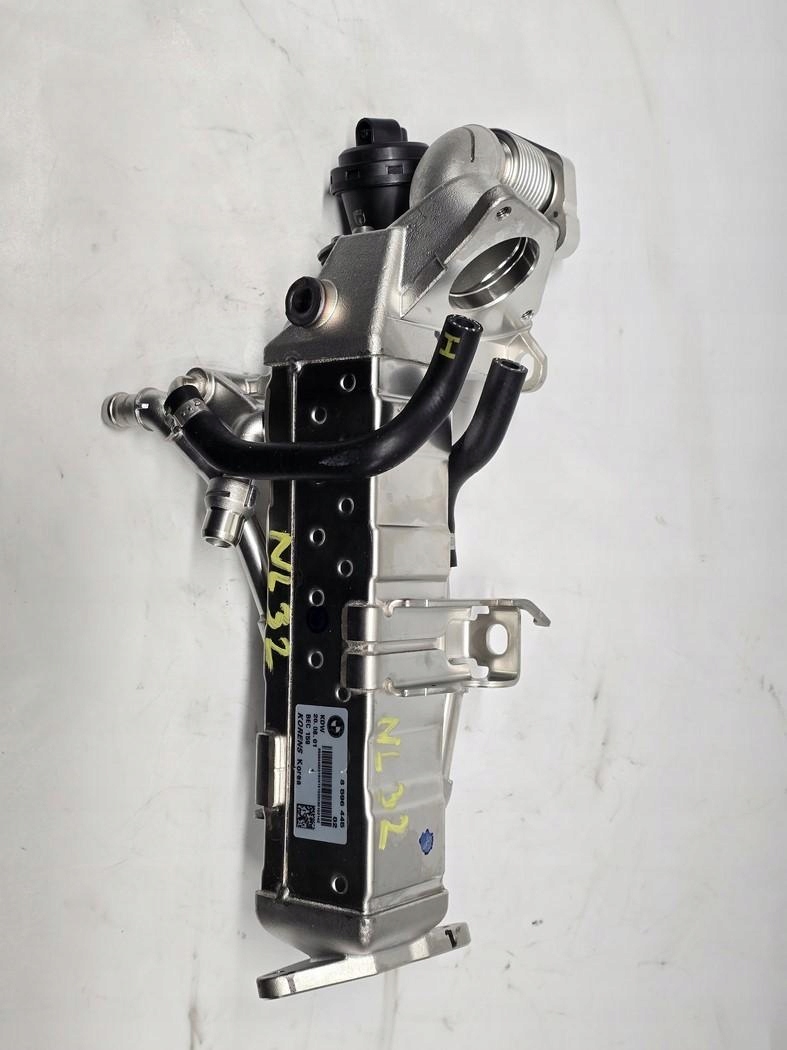 BMW F10 F11 F20 F30 F25 3.0 D Refroidisseur EGR 8596445 image 3