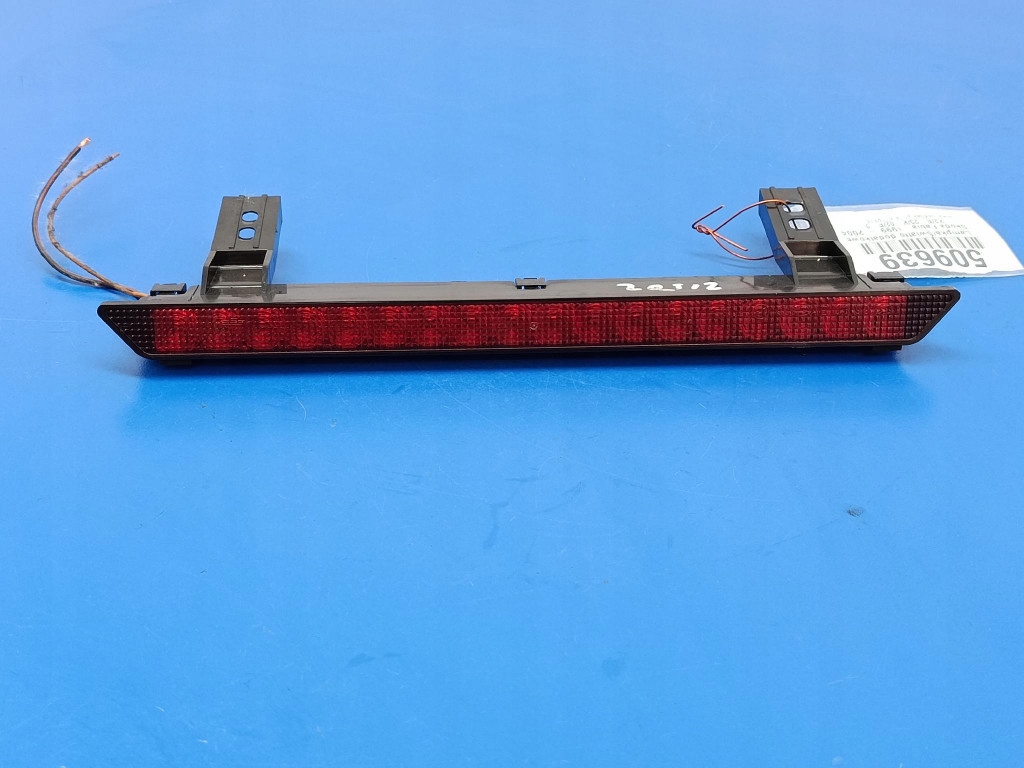 FABIA AND LAMP SAMPLE ADDITIONAL THIRD STEP 6Y6945097A