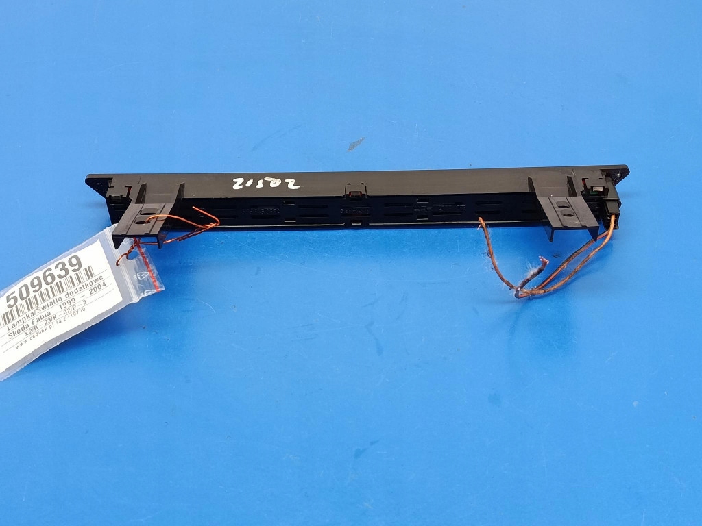 FABIA AND LAMP SAMPLE ADDITIONAL THIRD STEP 6Y6945097A image 3
