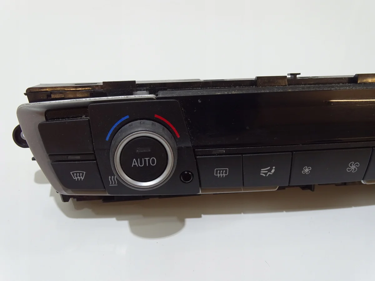 BMW Paneel Airco OE 9363546 Gebruikt image 3