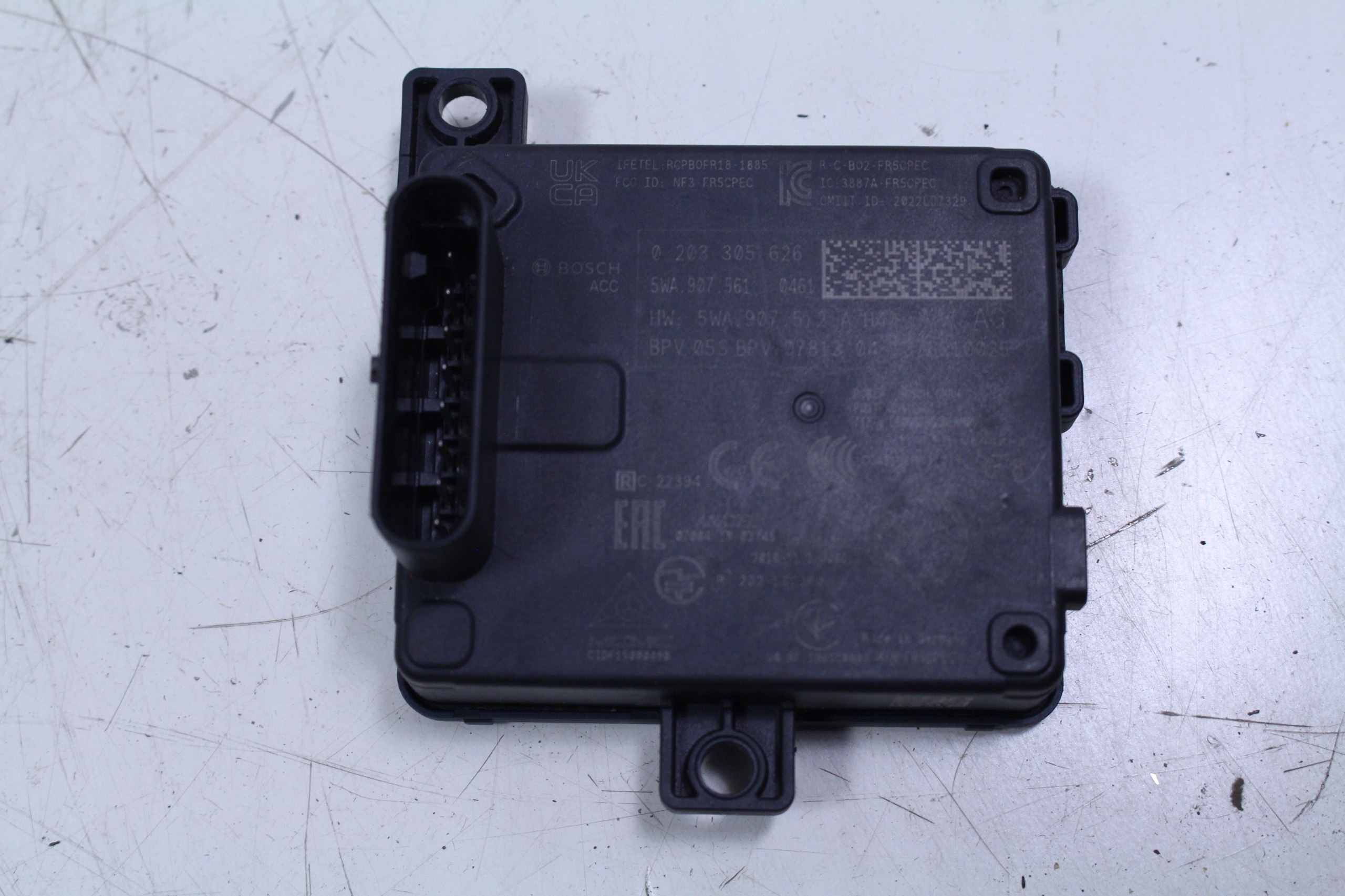 Radarsensor Distronic VW 5WA907561 HAL 8926 image 2