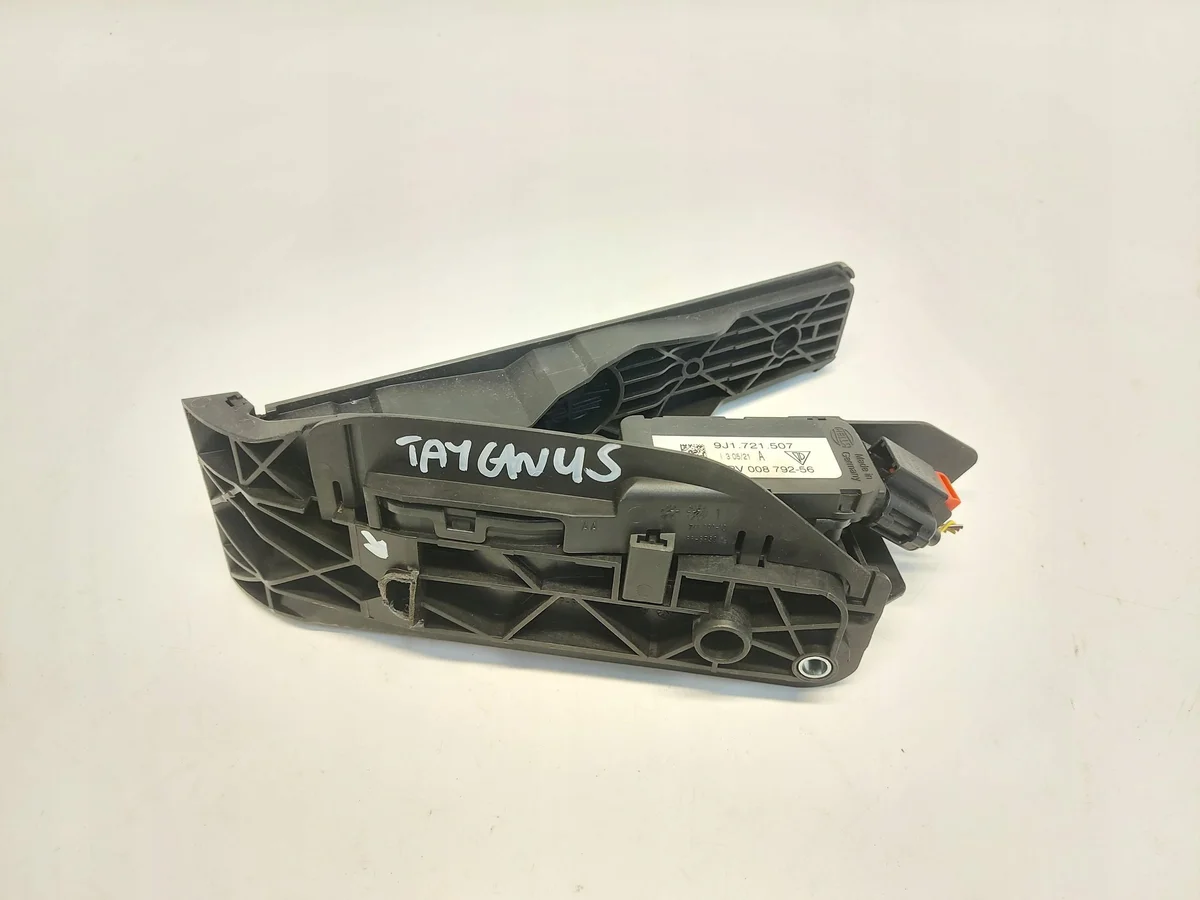 Porsche Taycan 4S Gas Pedal Potentiometer 9J1721507
