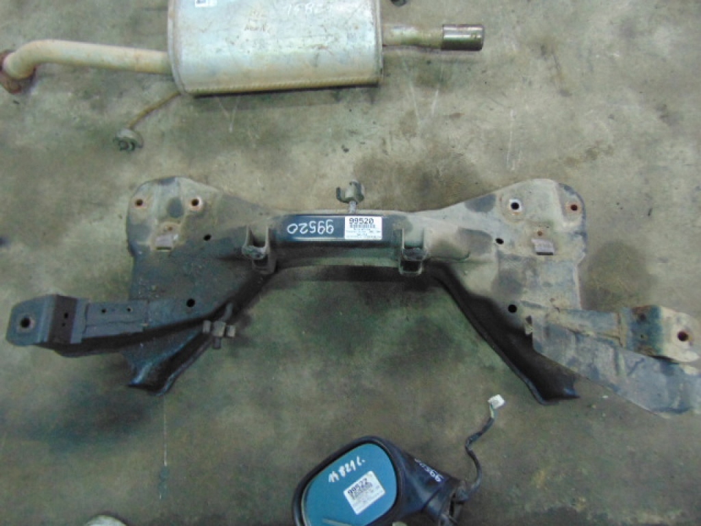 Support moteur Mitsubishi Carisma (Ilza-99520-) image 2