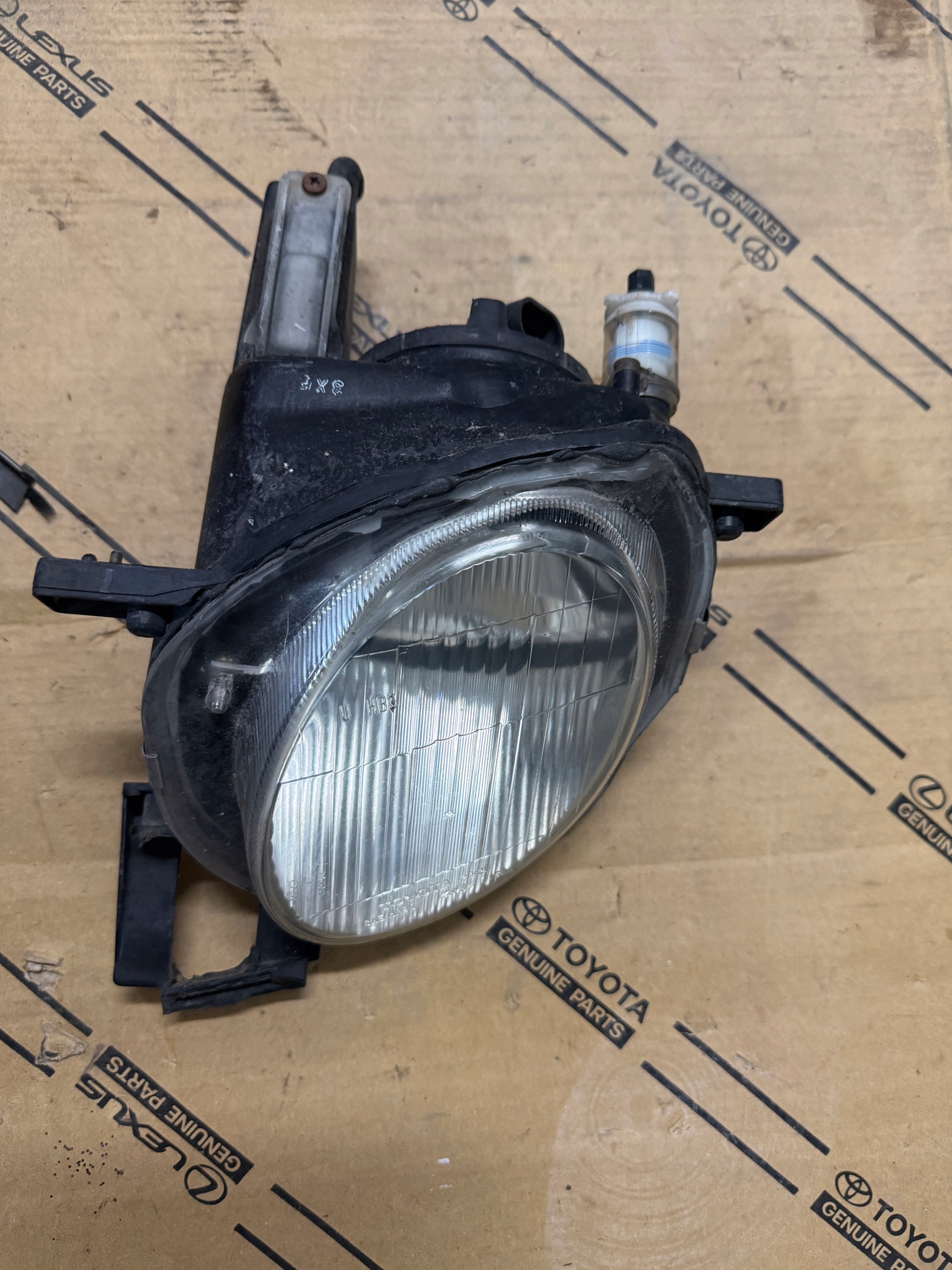 Farol Esquerdo Lexus SC400 91-00 OEM 99226-79004 image 2