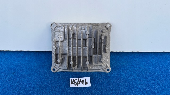 MERCEDES E-LUOKKA W212 W218 LED-ETUVALON OHJAINMODUULI A2189007206 OE.M777