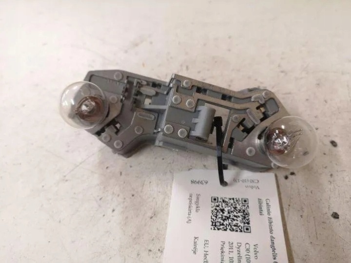 Contactos luz trasera VOLVO C30 27712102 2.0L diésel 100kW 2008