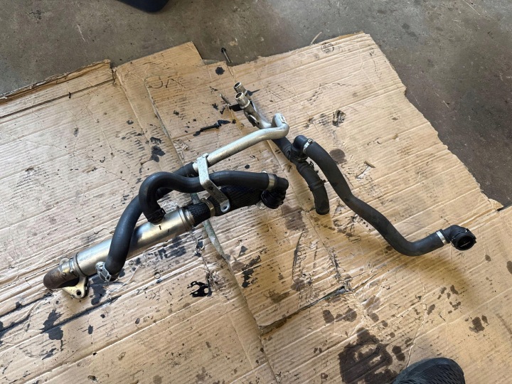 Turbo Water Pipe Land Rover Range Rover Velar 2018 G4D318B402CB
