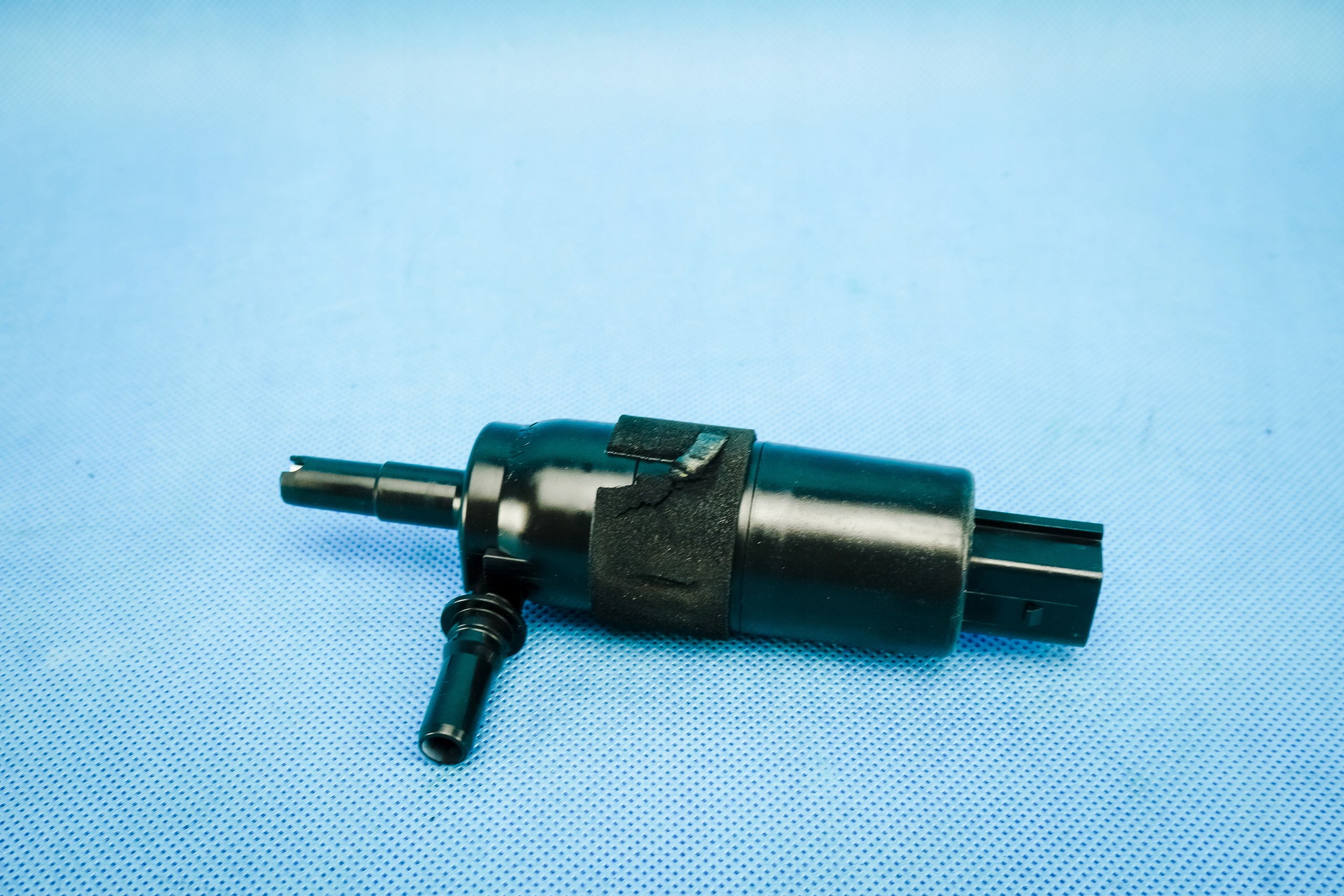 Pompe de lave-glace projecteurs Audi A4 B8 A5 8T Q5 A6 8K0955681 image 2