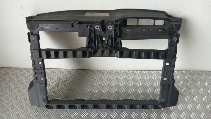 Etupuskuri VW Golf VI Kombi 1K9 09-13 1K9805588 1K9805588A Alkuperäinen