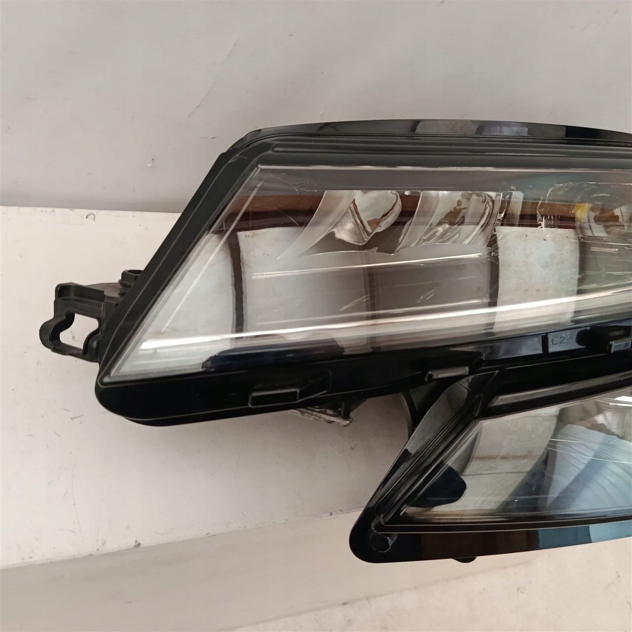 Vasen etuvalo Skoda Kodiaq 566 Full LED 566941015E