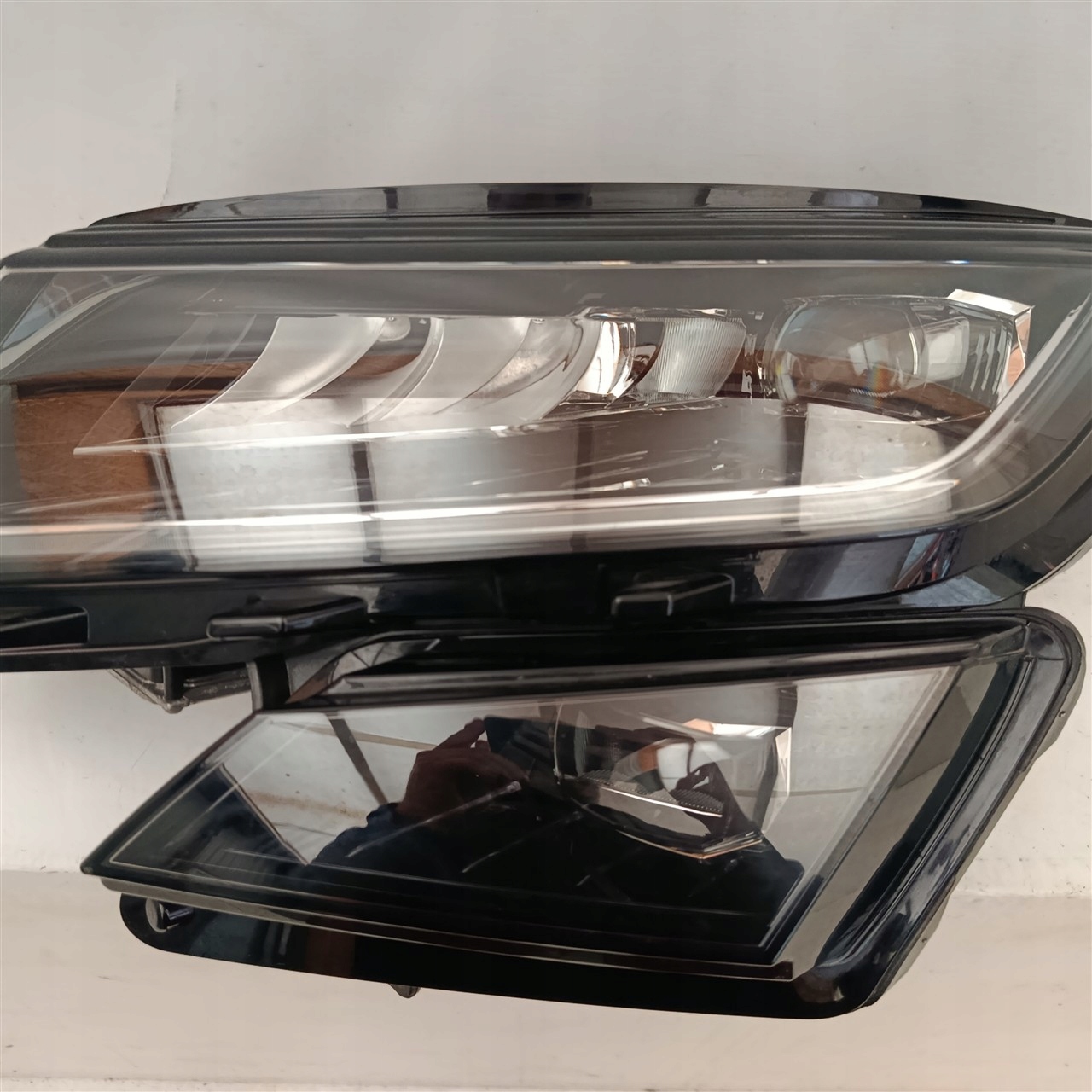 Lâmpada Esquerda Dianteira Skoda Kodiaq 566 Full LED 566941015E image 3