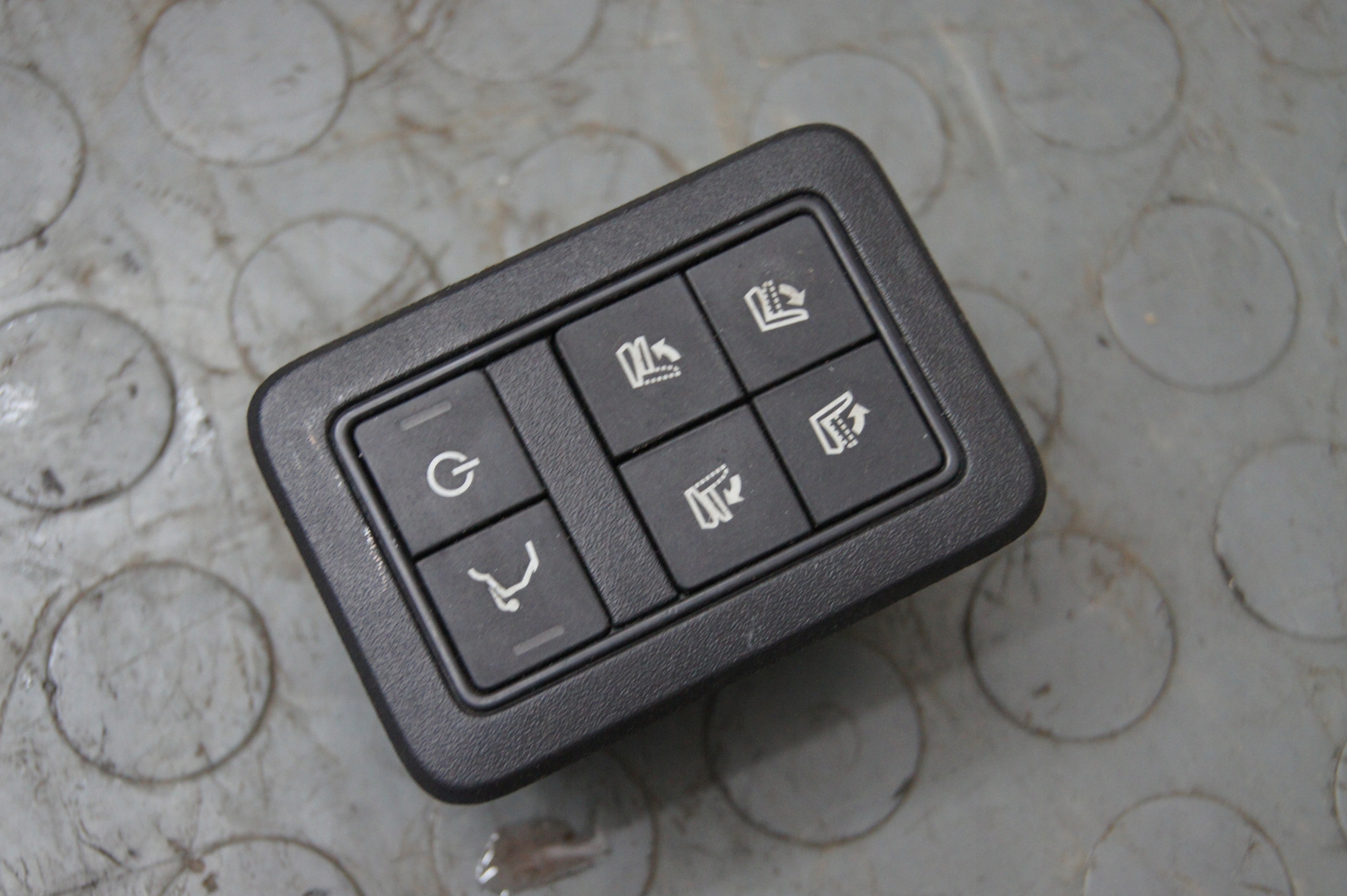 Range Rover L405 vetokoukku 323105624002 image 3