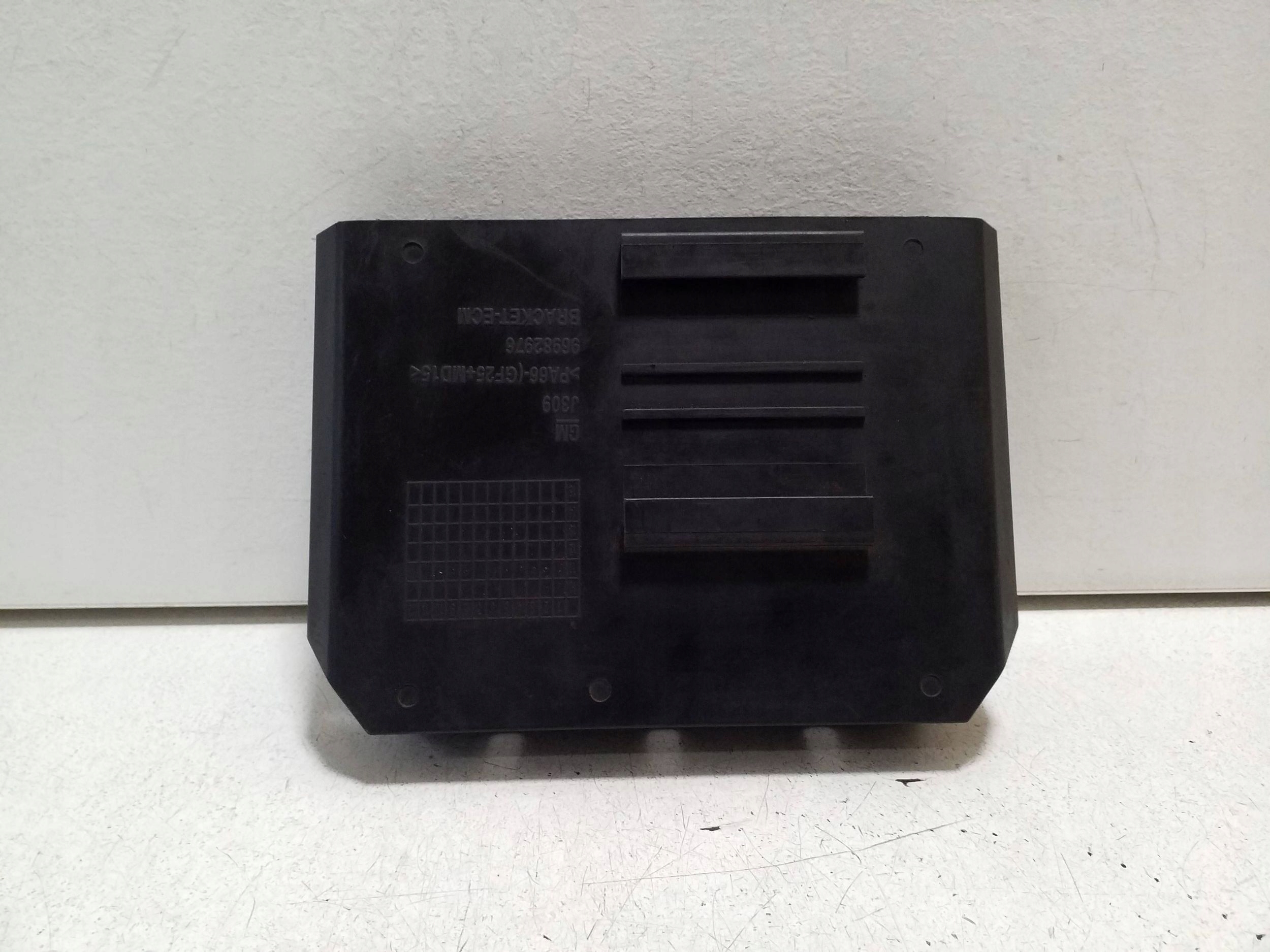 Suporte Computador Motor Chevrolet Orlando 96982976 image 2
