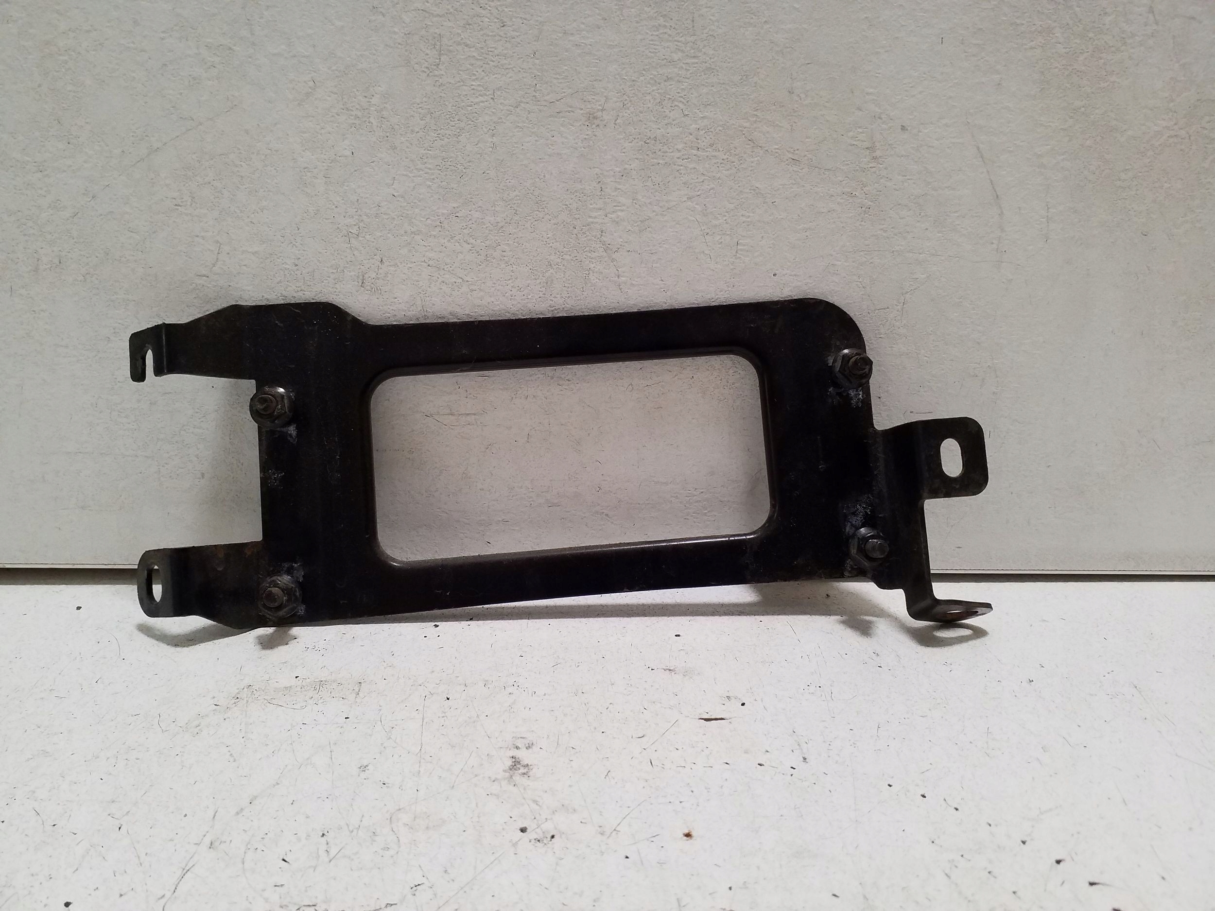 Soporte de computadora del motor KIA Soul VAL300171 image 2