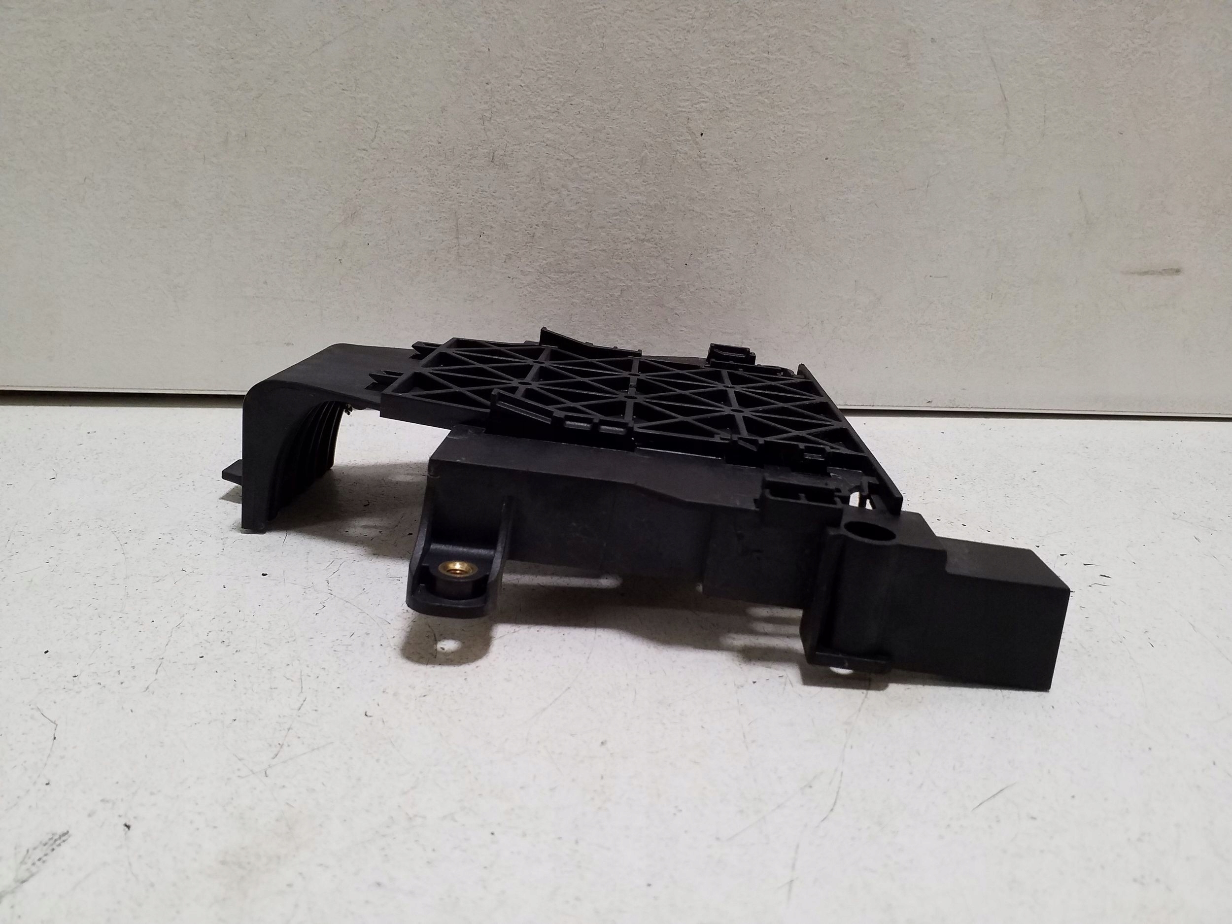 Engine Computer Mount Volvo V60 6G9N17108A image 5