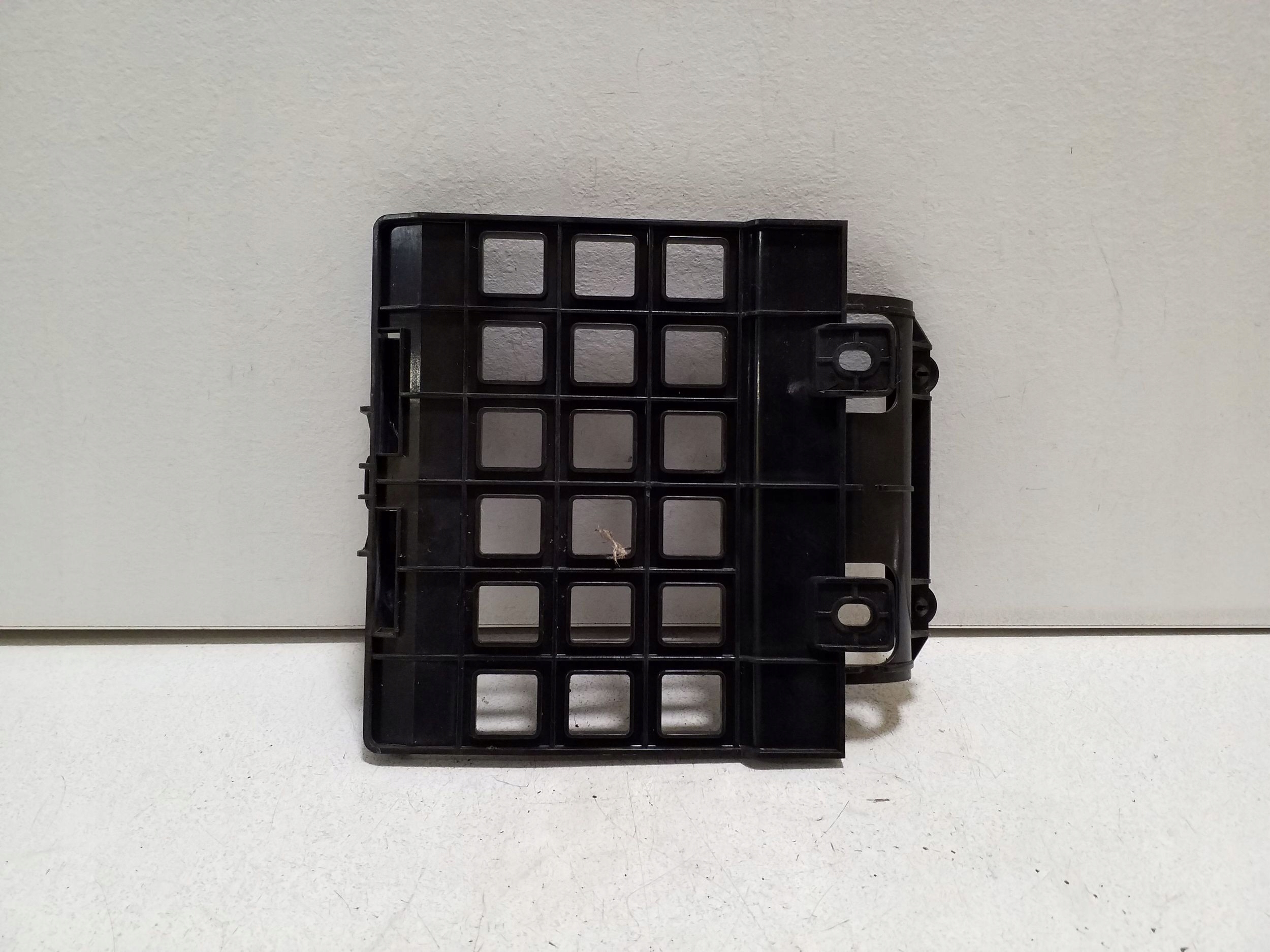 Audi TT TTS MK2 Support Calculateur 8J0906331C image 4