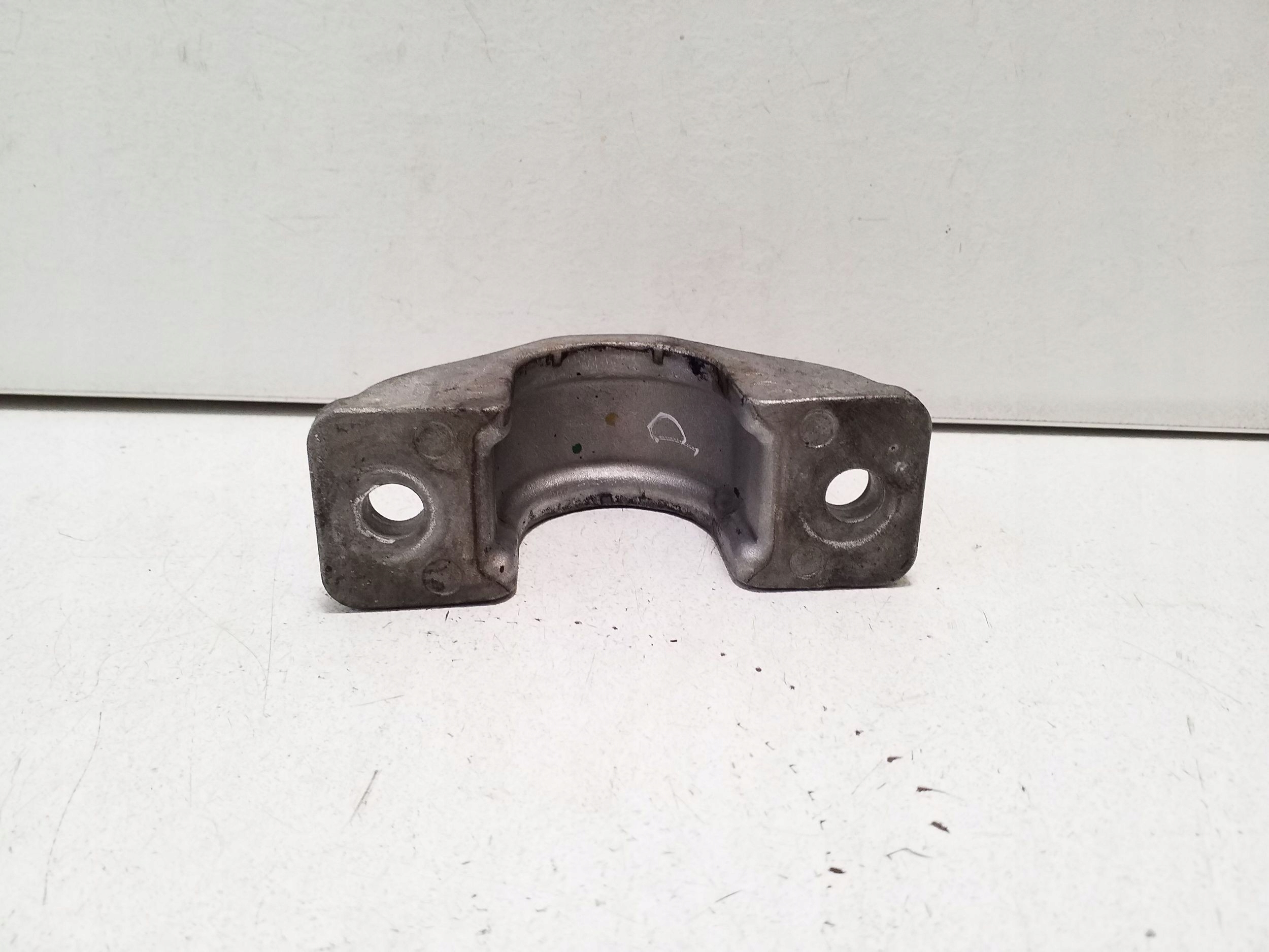 BMW 3 G20 G21 Support de stabilisateur 6869199 image 3