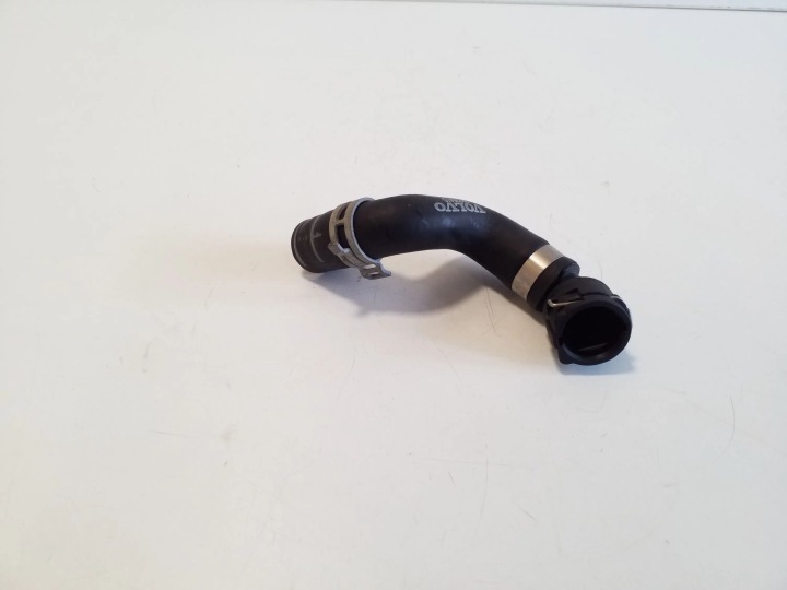 VOLVO XC60 VESIJOHTO TURBO 32226415