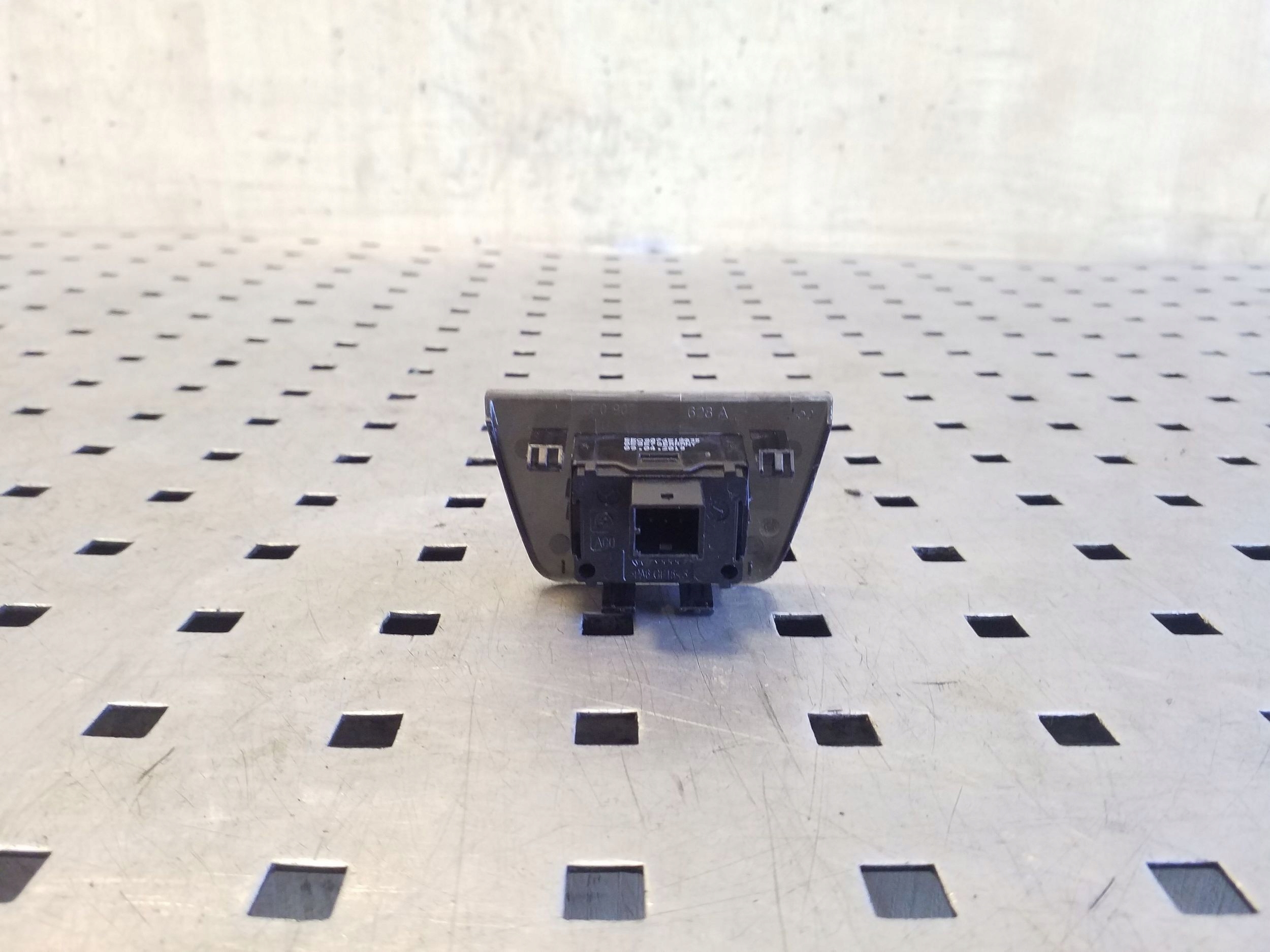 Sensor de insolación Skoda Octavia MK3 5E0907451B image 3